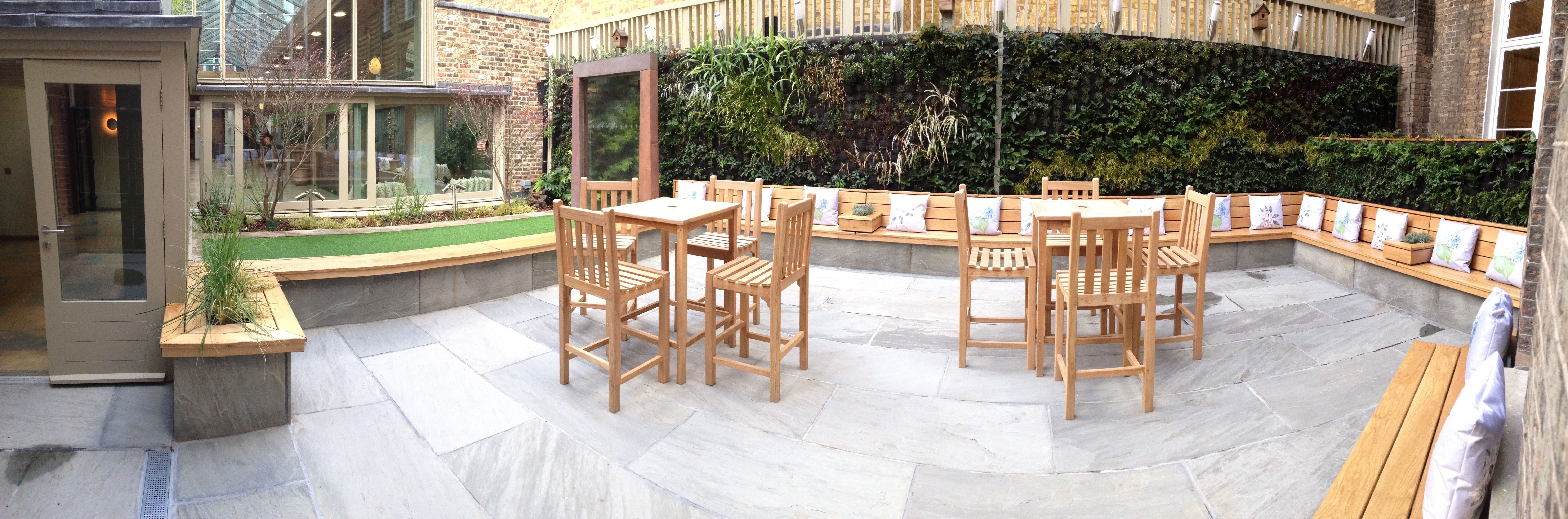 The Orangery & Courtyard Garden 4