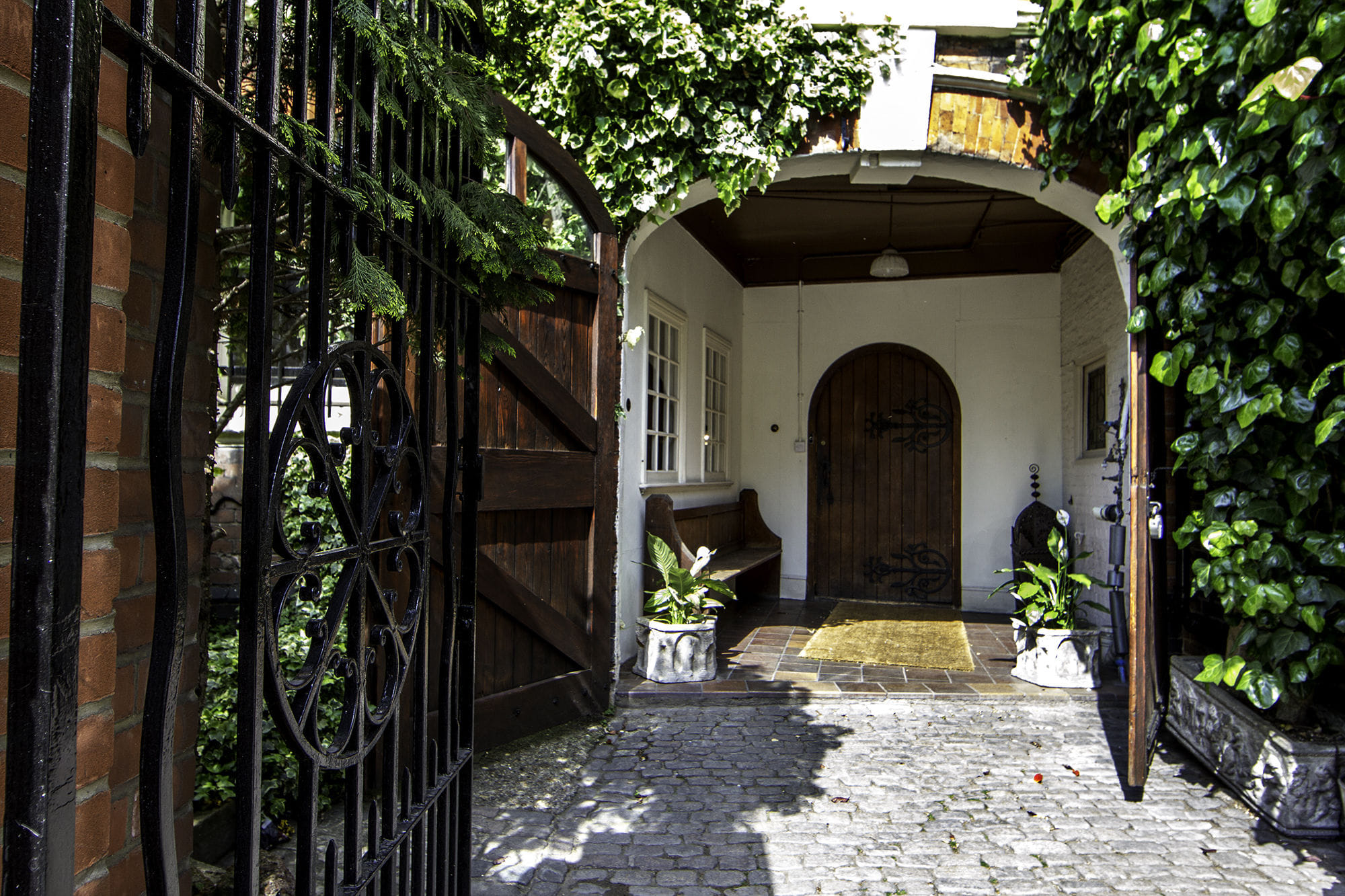 The Stalls (Studio 2) 6