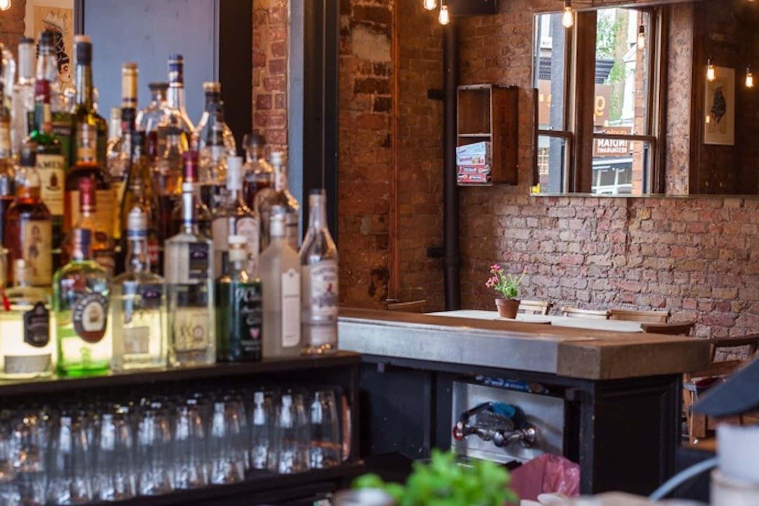 Bar and Restaurant 4