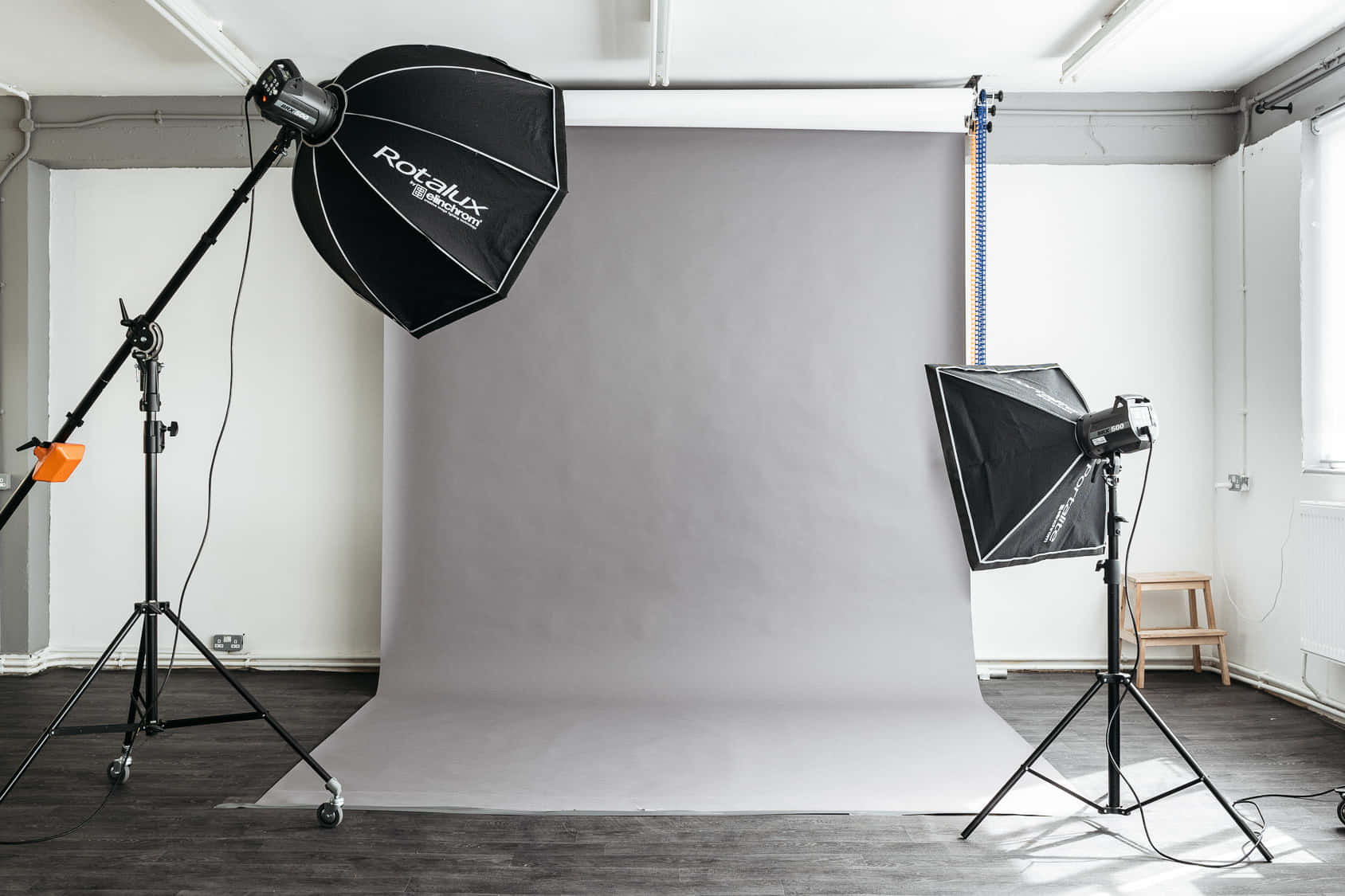 Photography - Filming - Event venue. 8