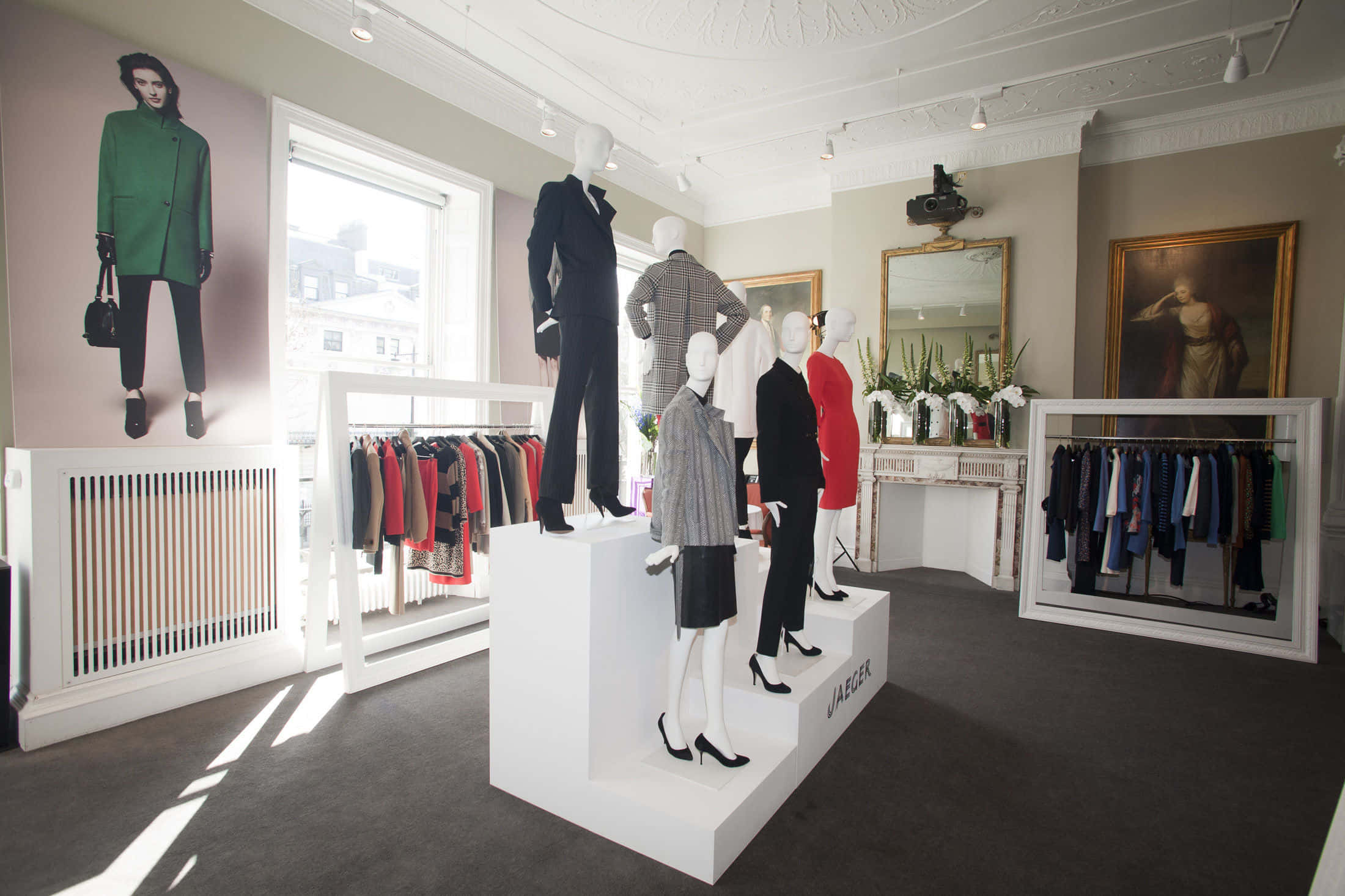 Council Chamber and Reception Room 11