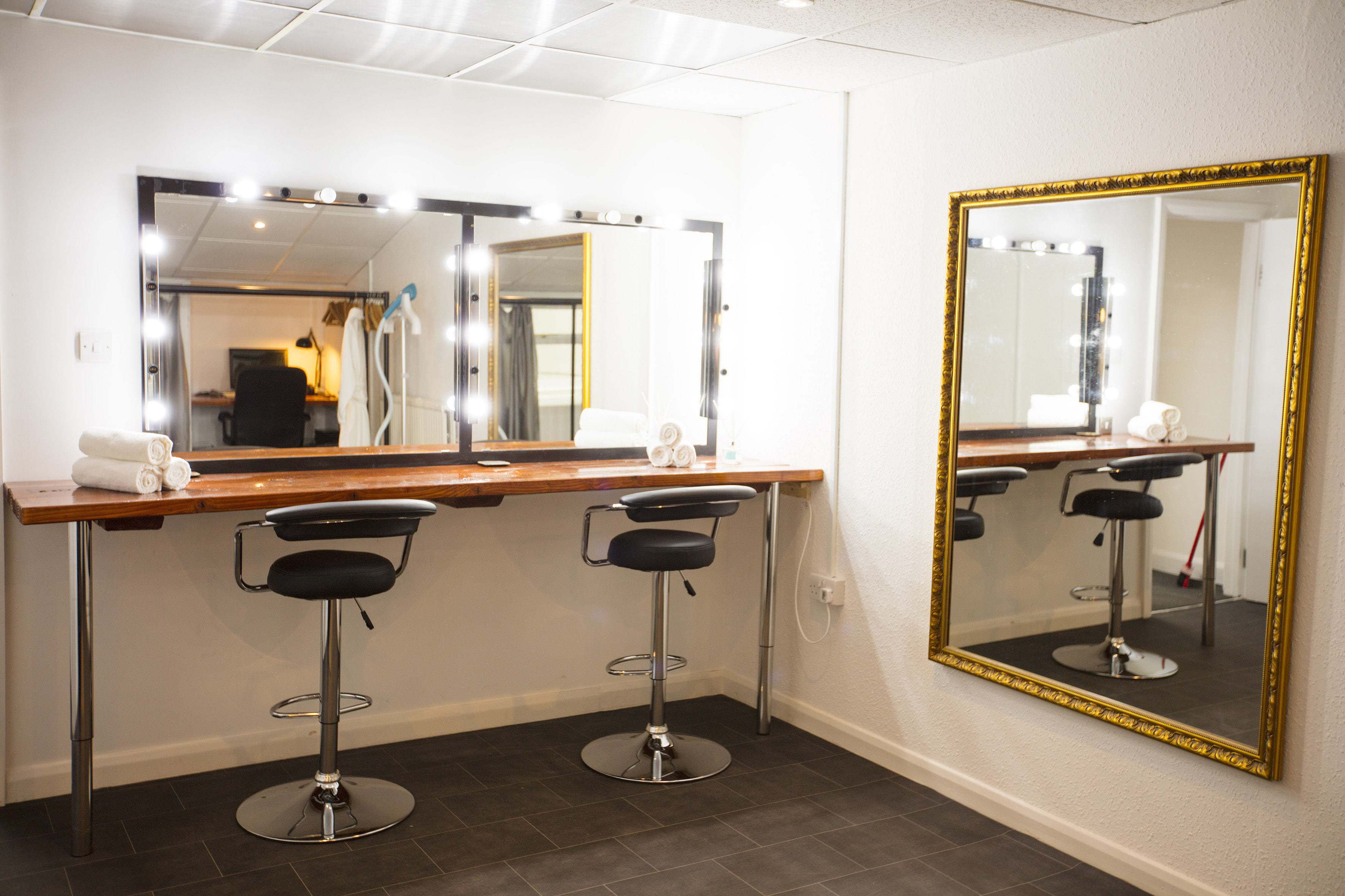 Photography Studio/ Photo Studio 2