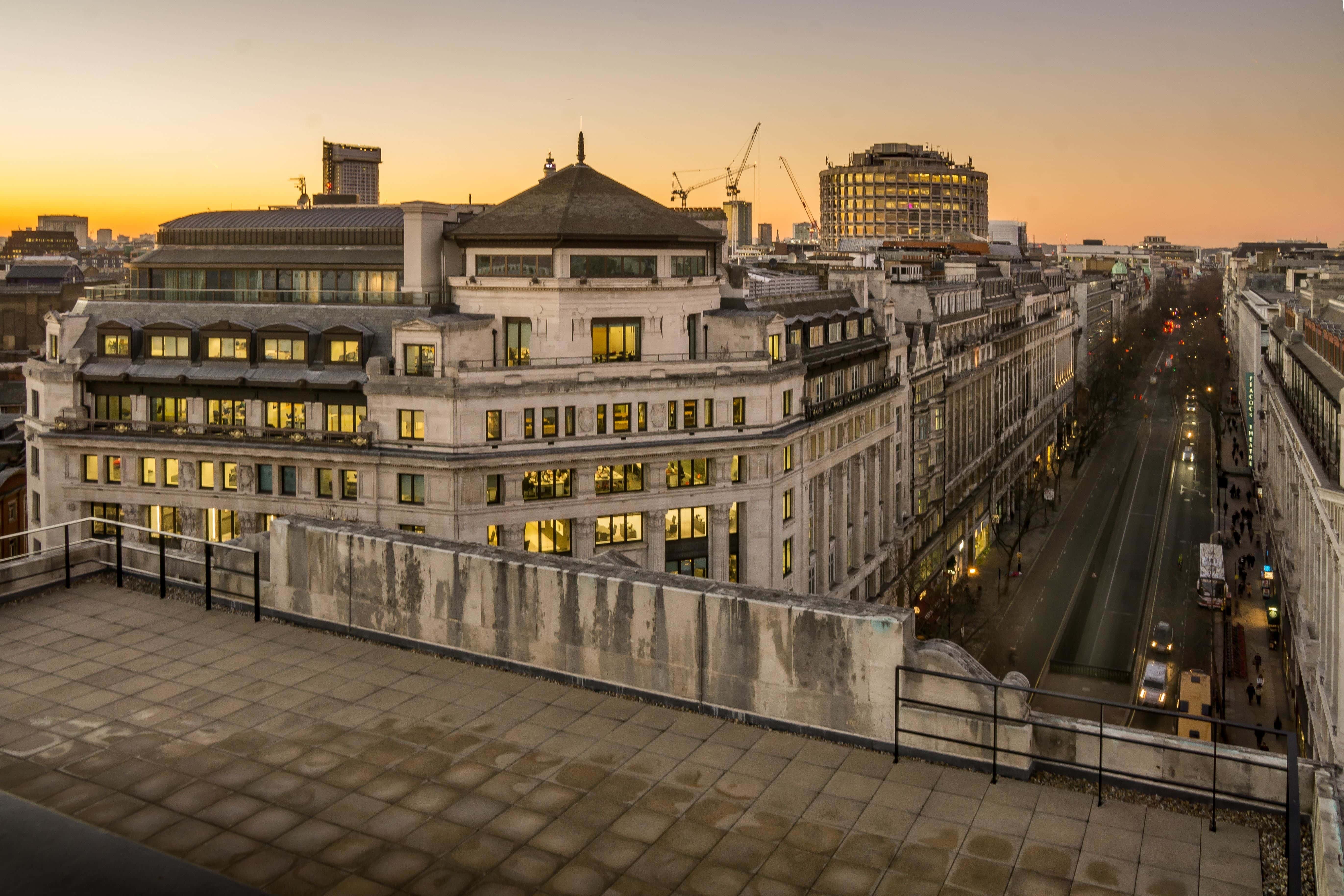 8th Floor Rooftop North 0