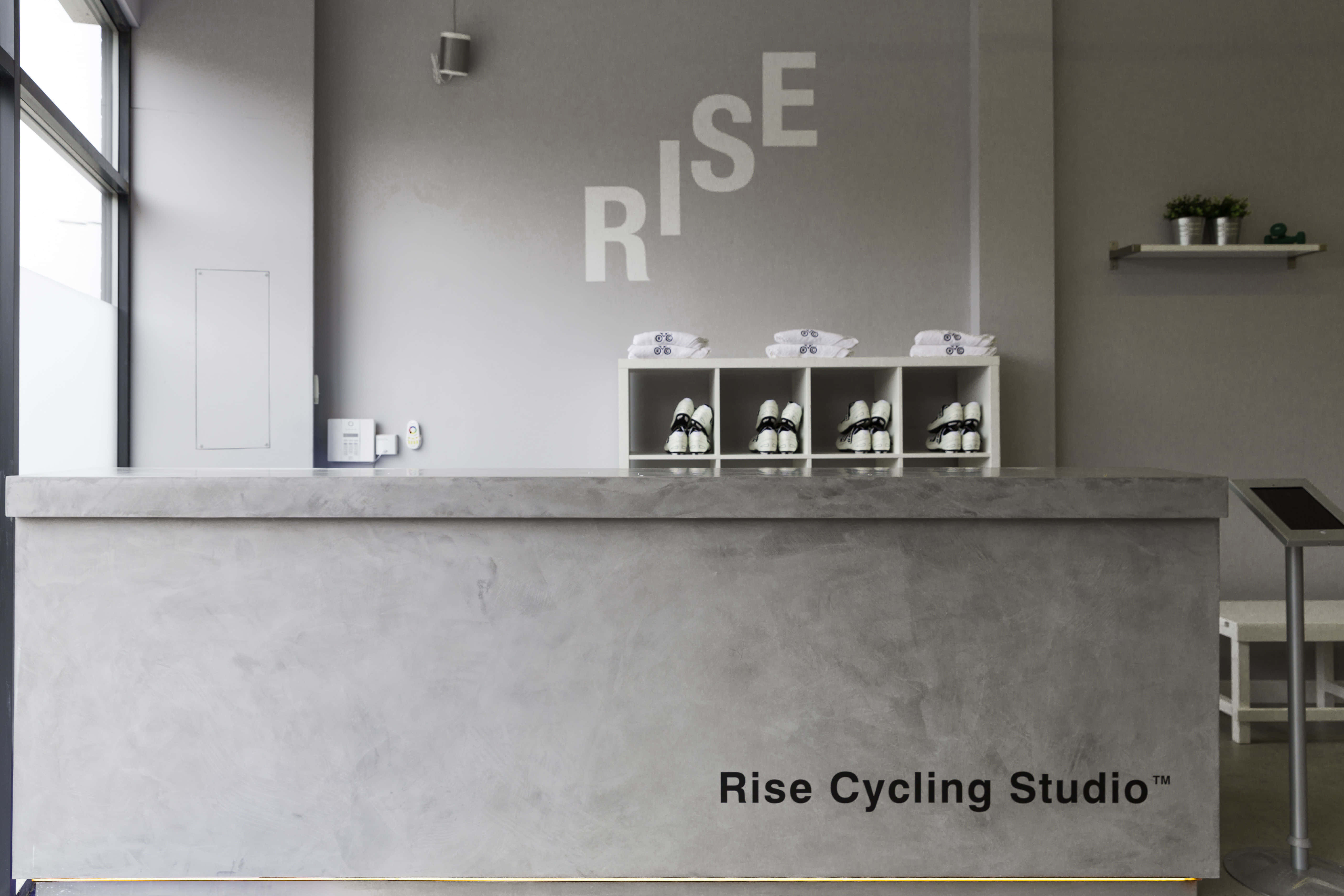 Rise Cycle Studio 7