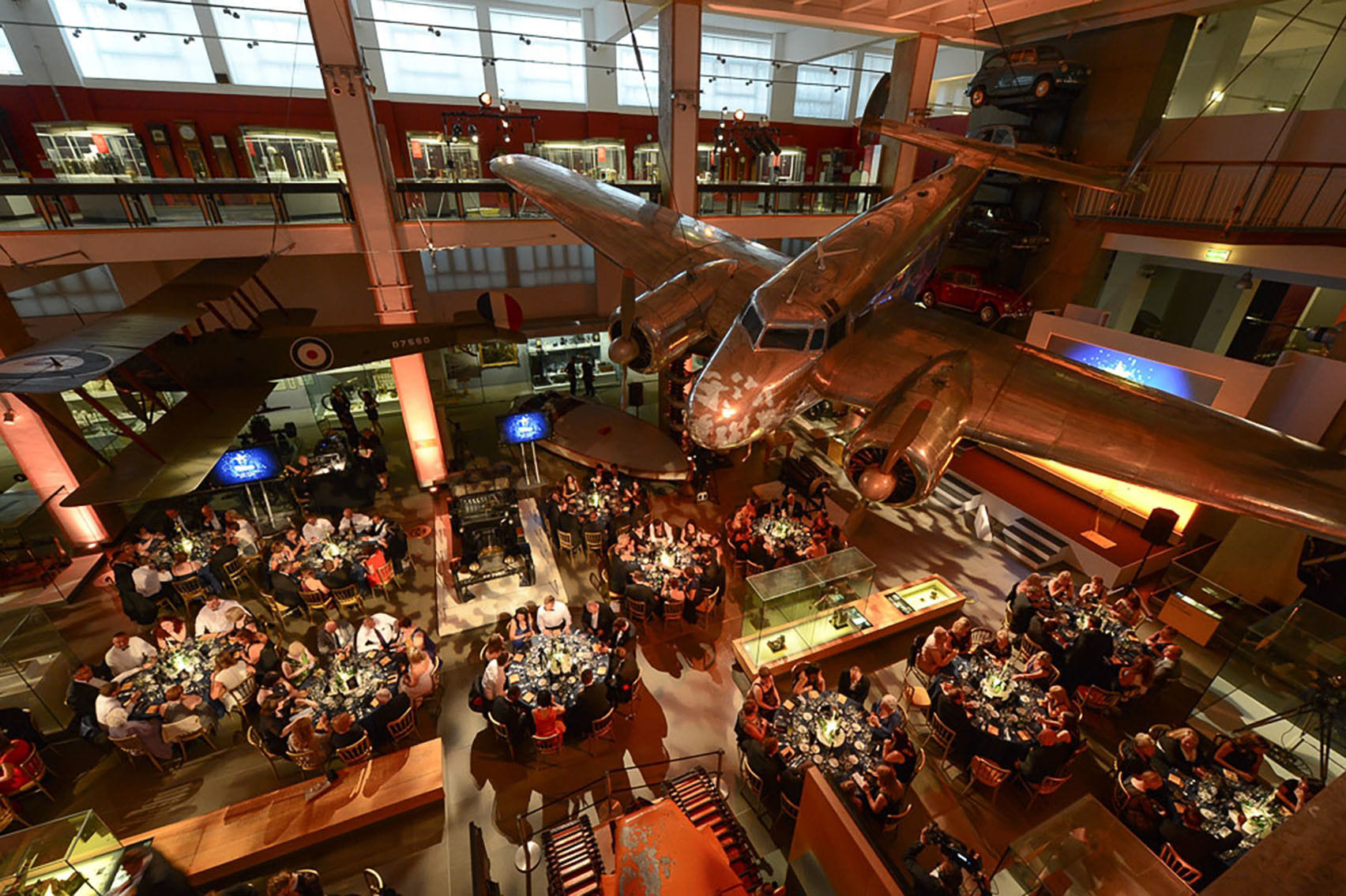 Making the Modern World 3