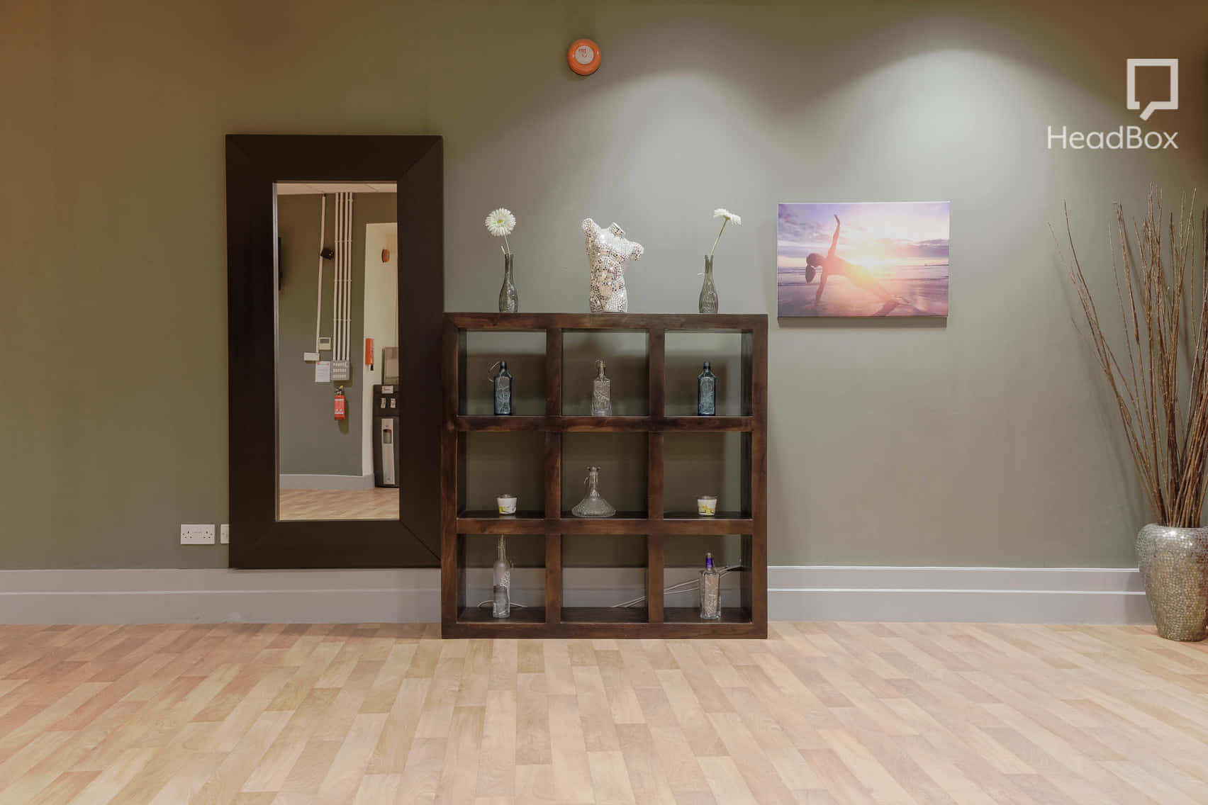 InnerSpace-E1 Studios 2