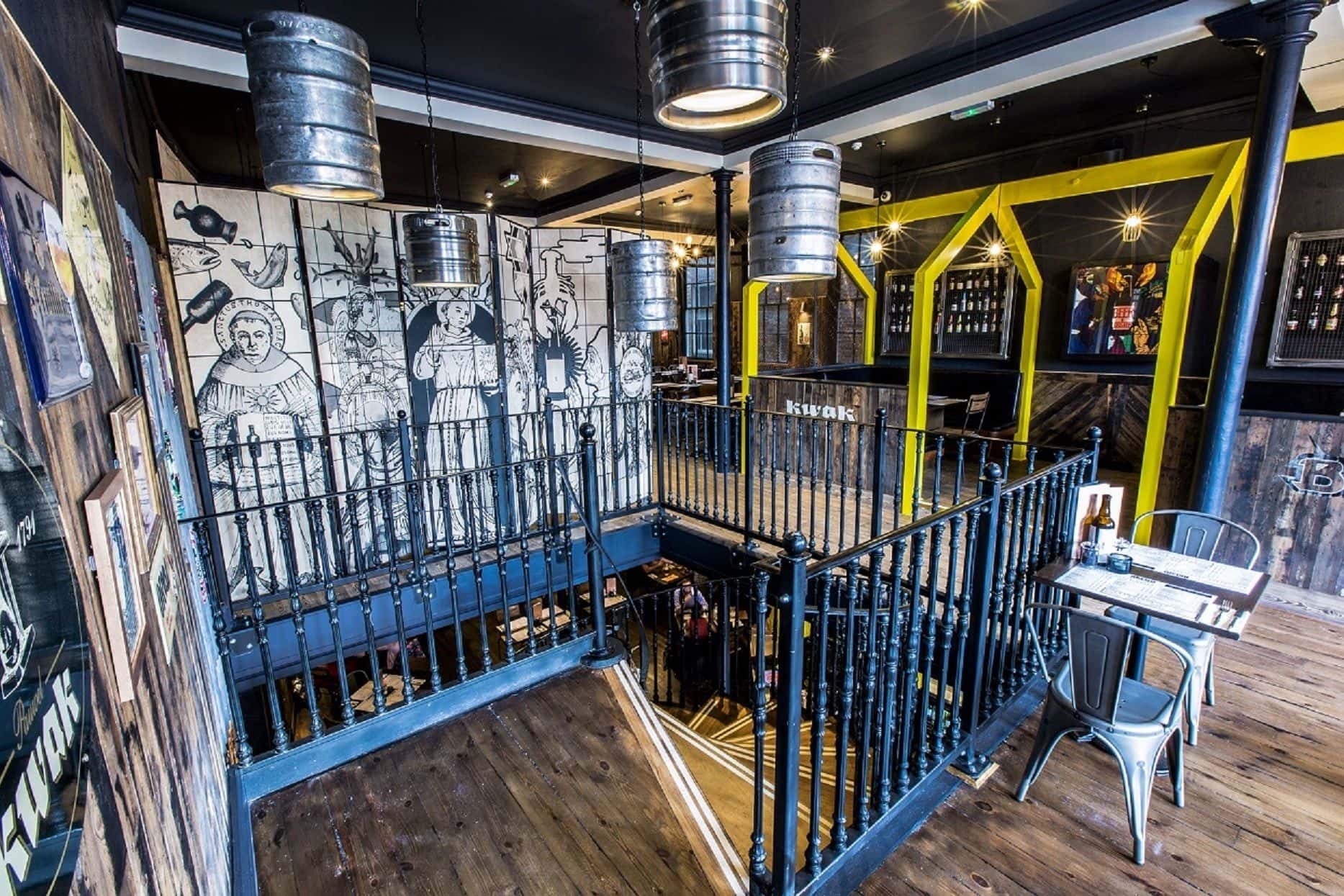 Zot Bar and Restaurant 3