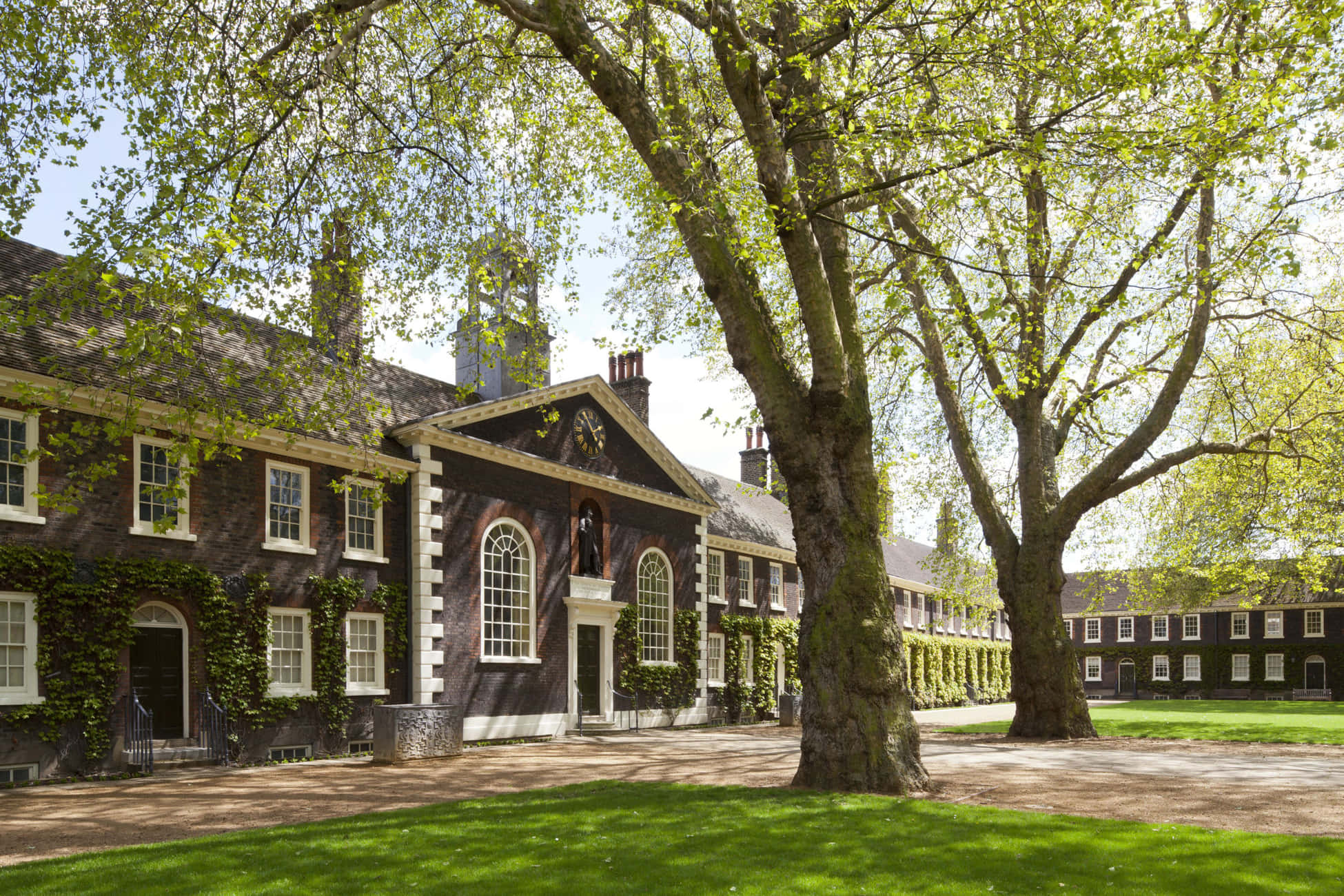 Shoreditch Gardens 13