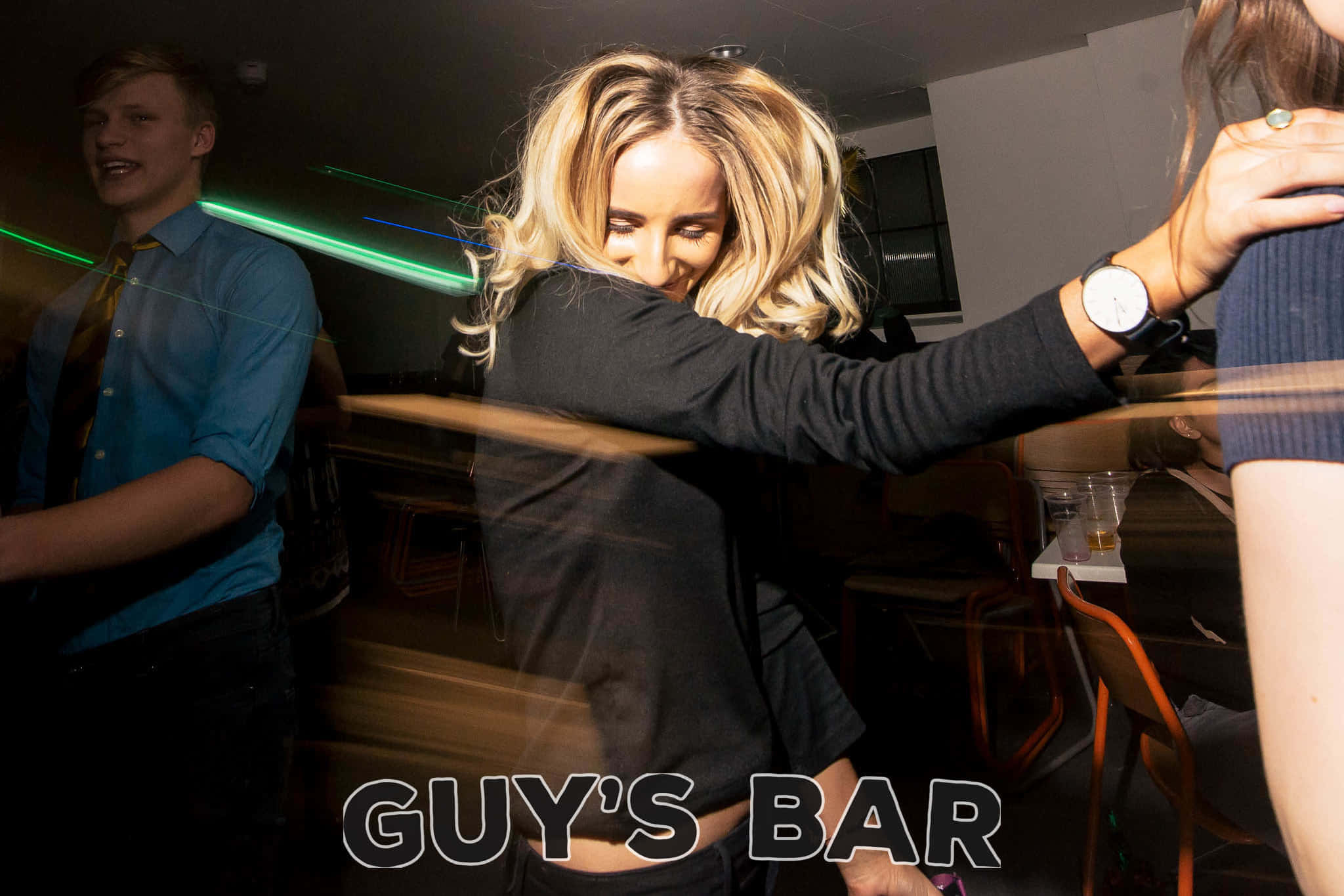 Guy's Bar 8