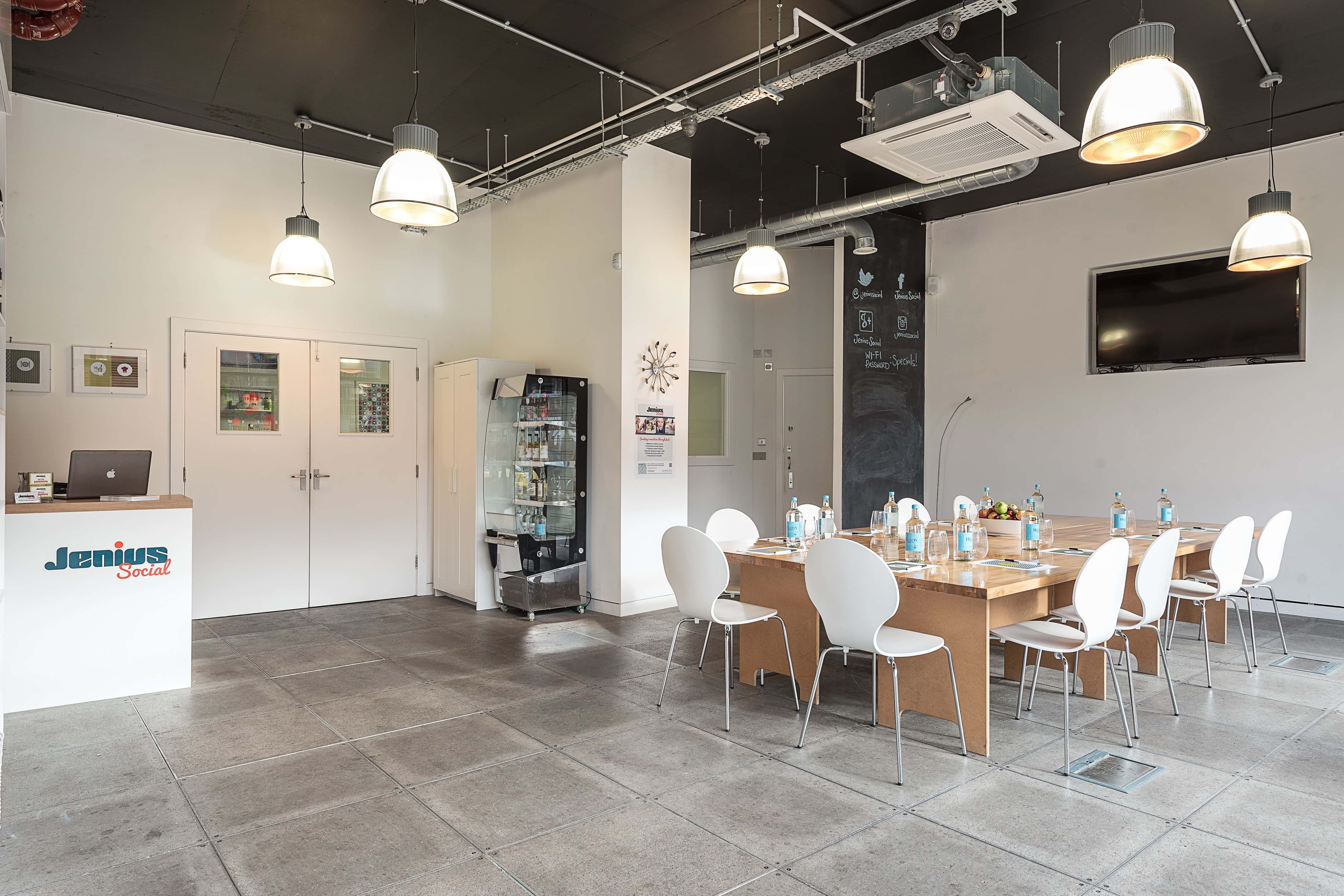 Meeting Room 3D tour