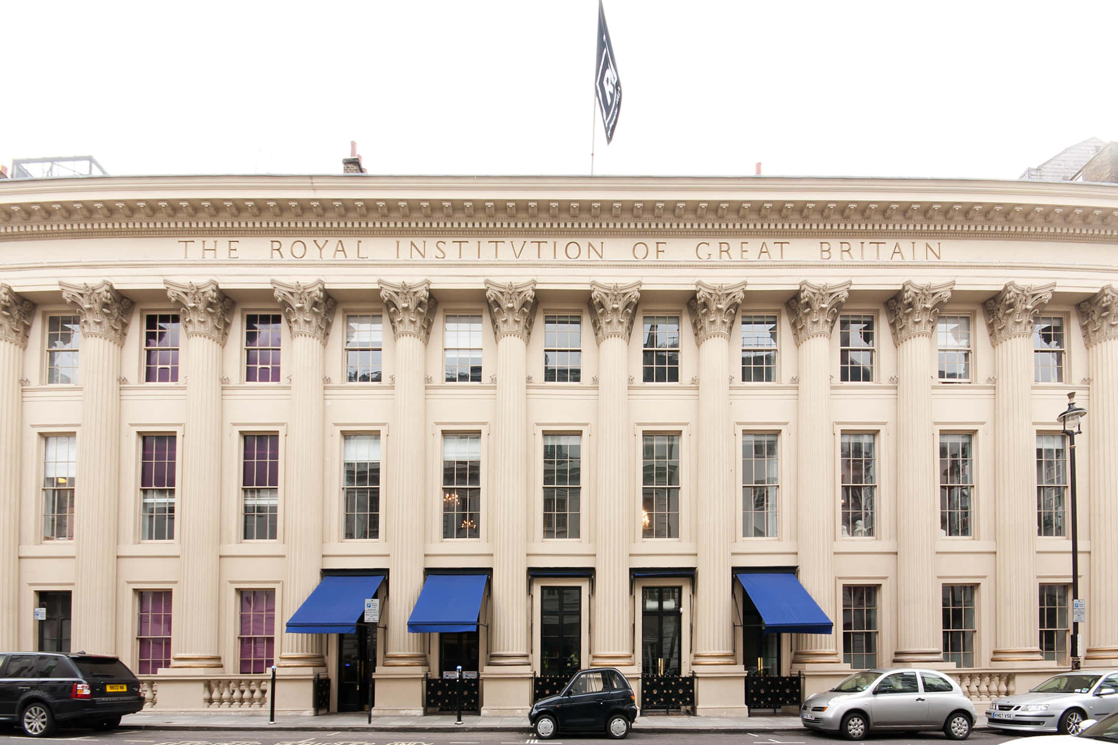 The Royal Institution 0