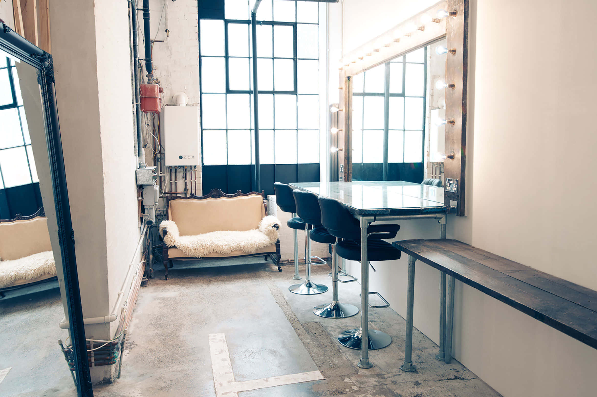 Mill Row Club Studio 6