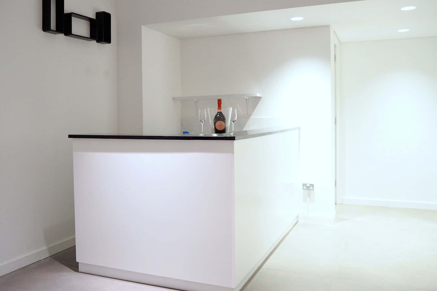 The Bar at Gallery 5