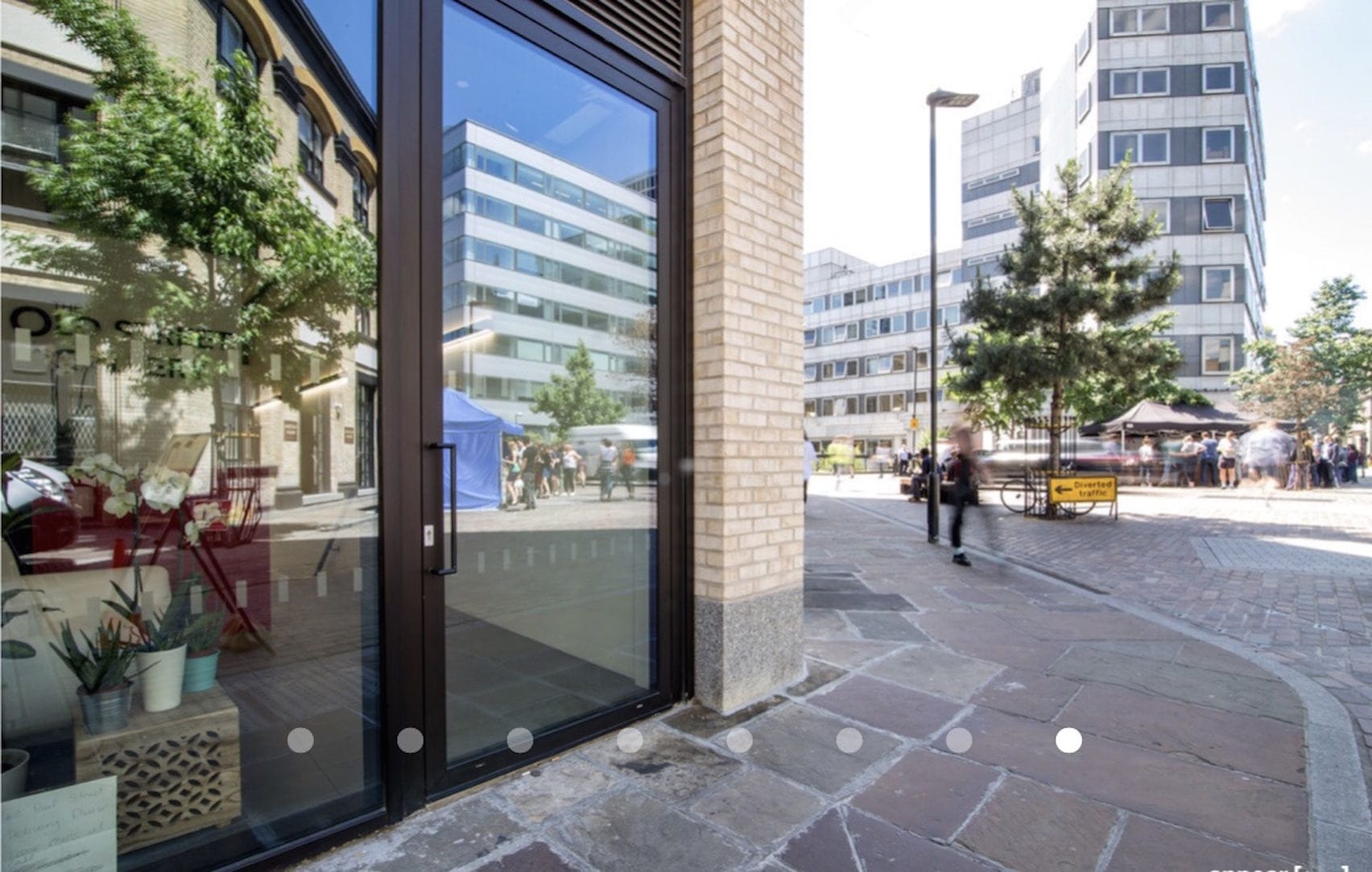 The Bar at Gallery 8