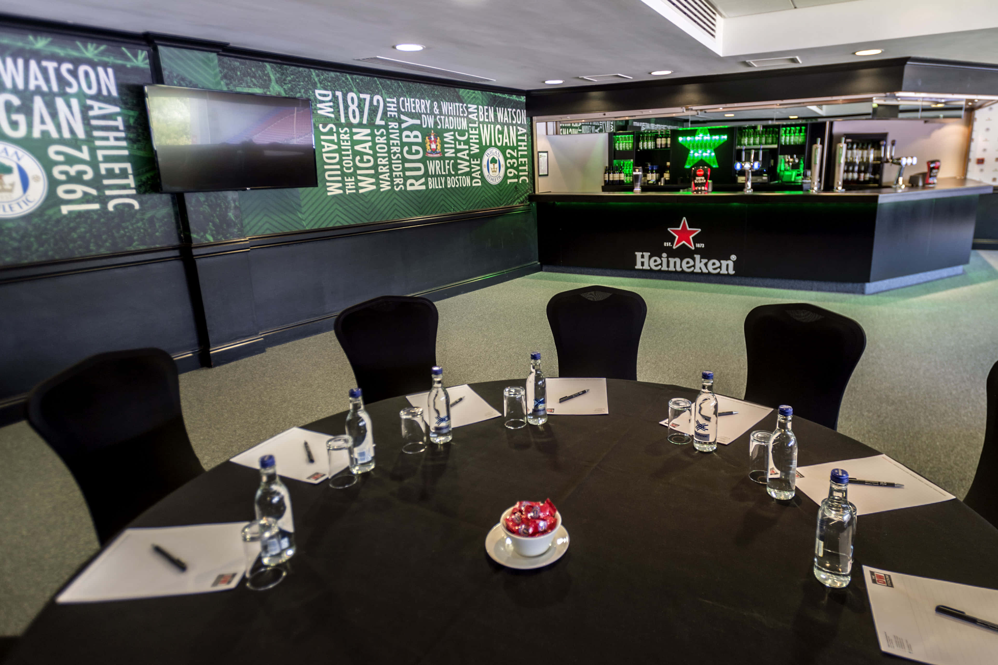 Heineken Lounge 1