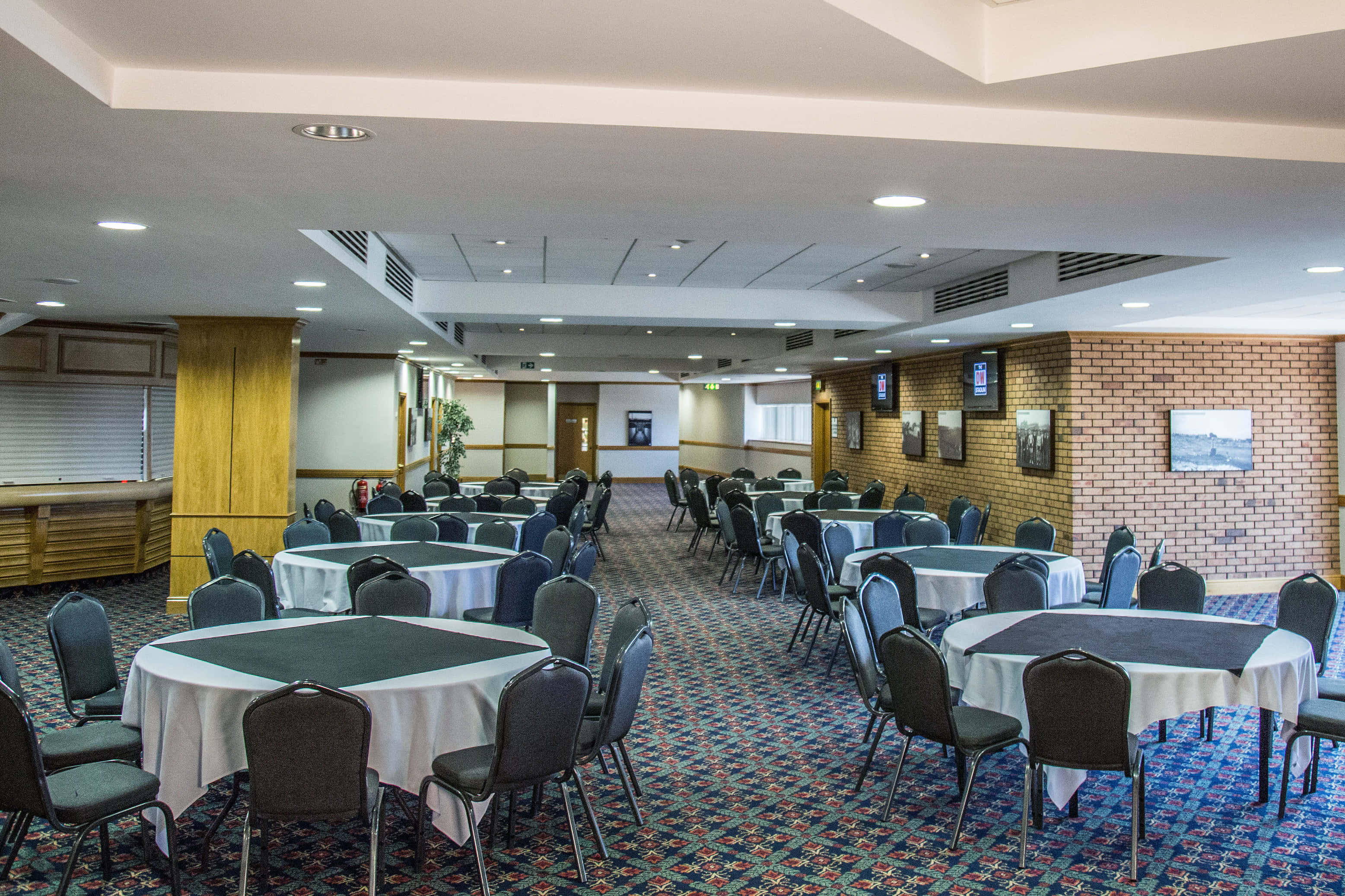 Springfield Lounge 1