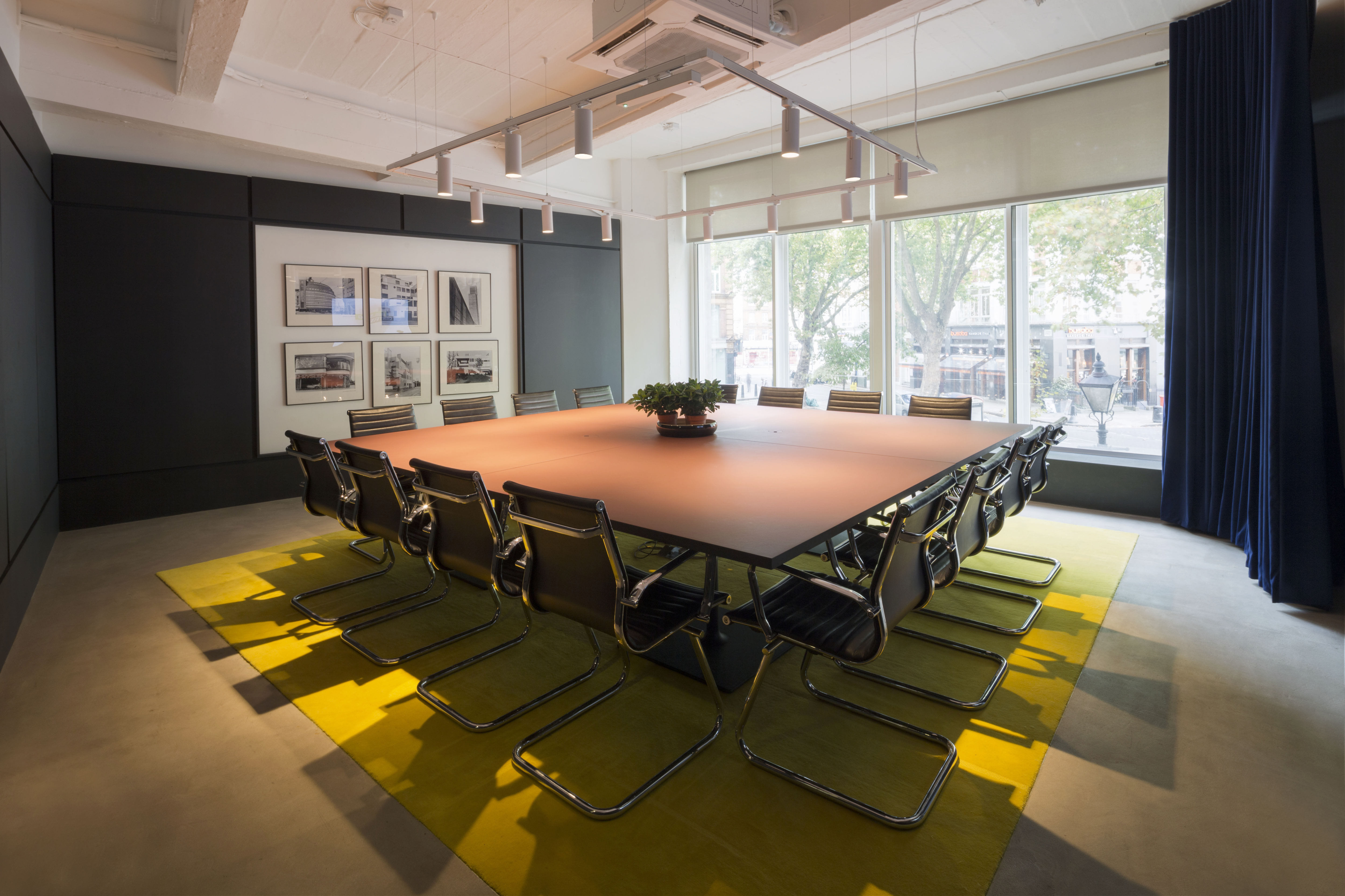 Morning Hire, Boardroom