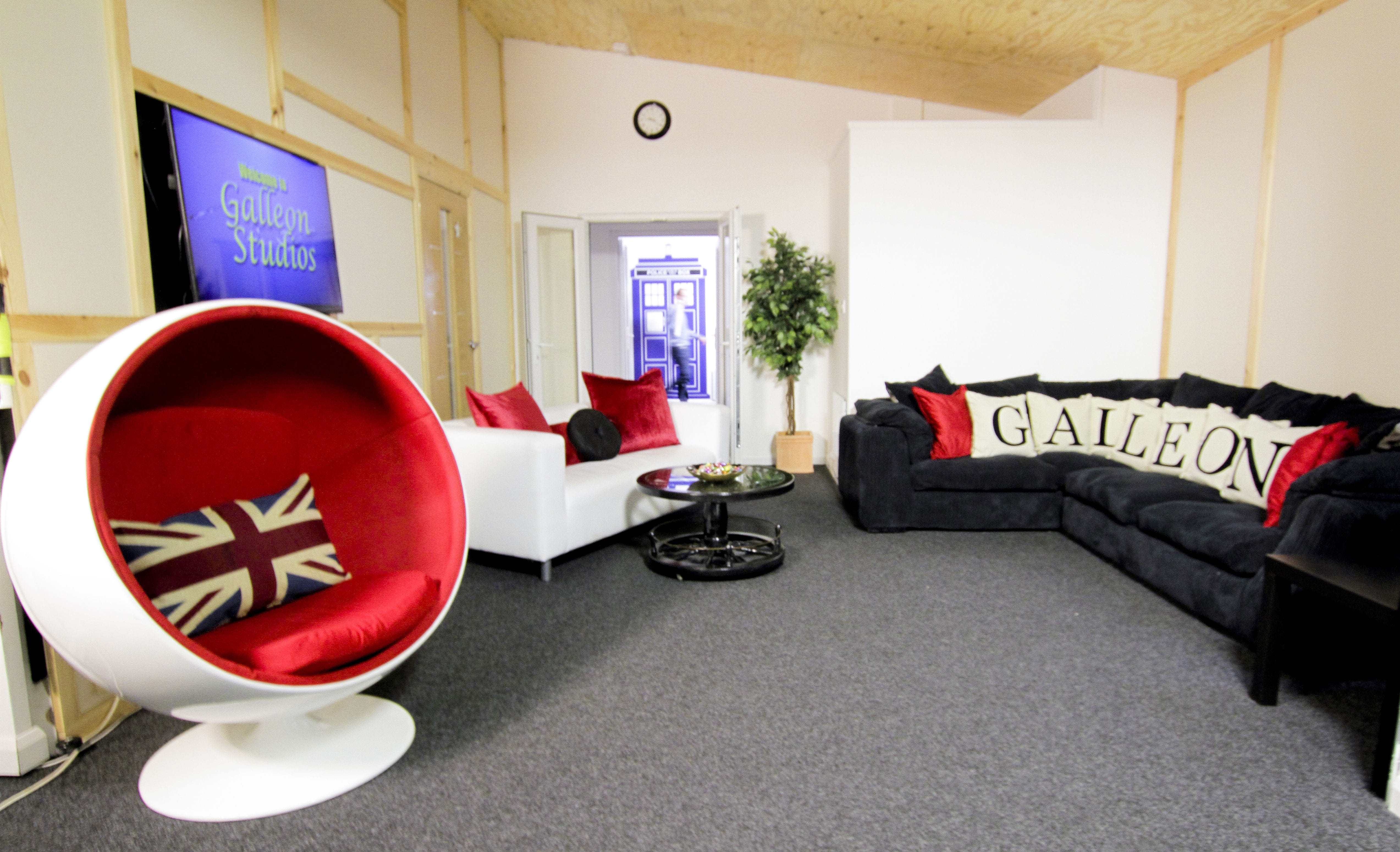 Infinity Cove Studio 7