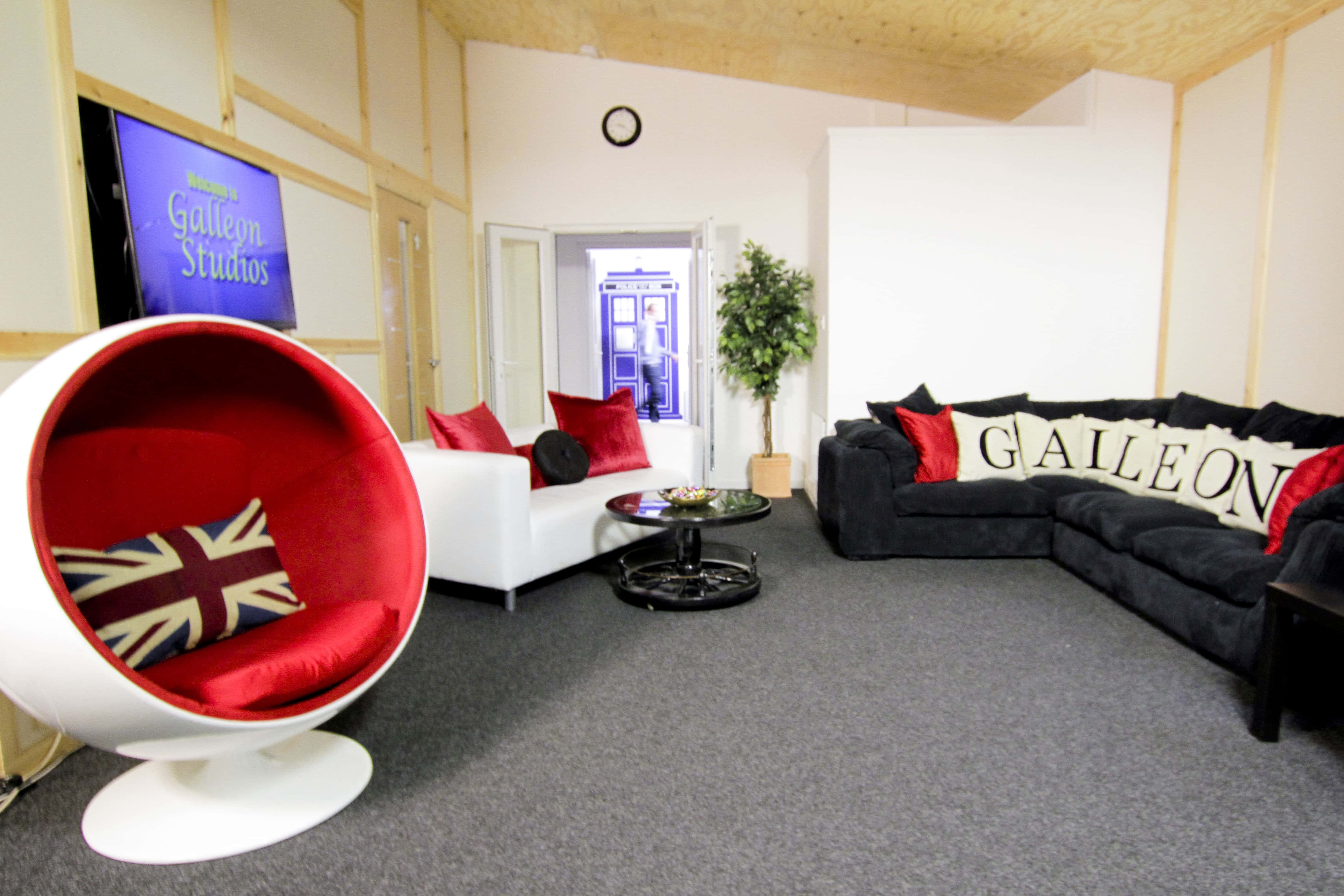 Infinity Cove Studio 7