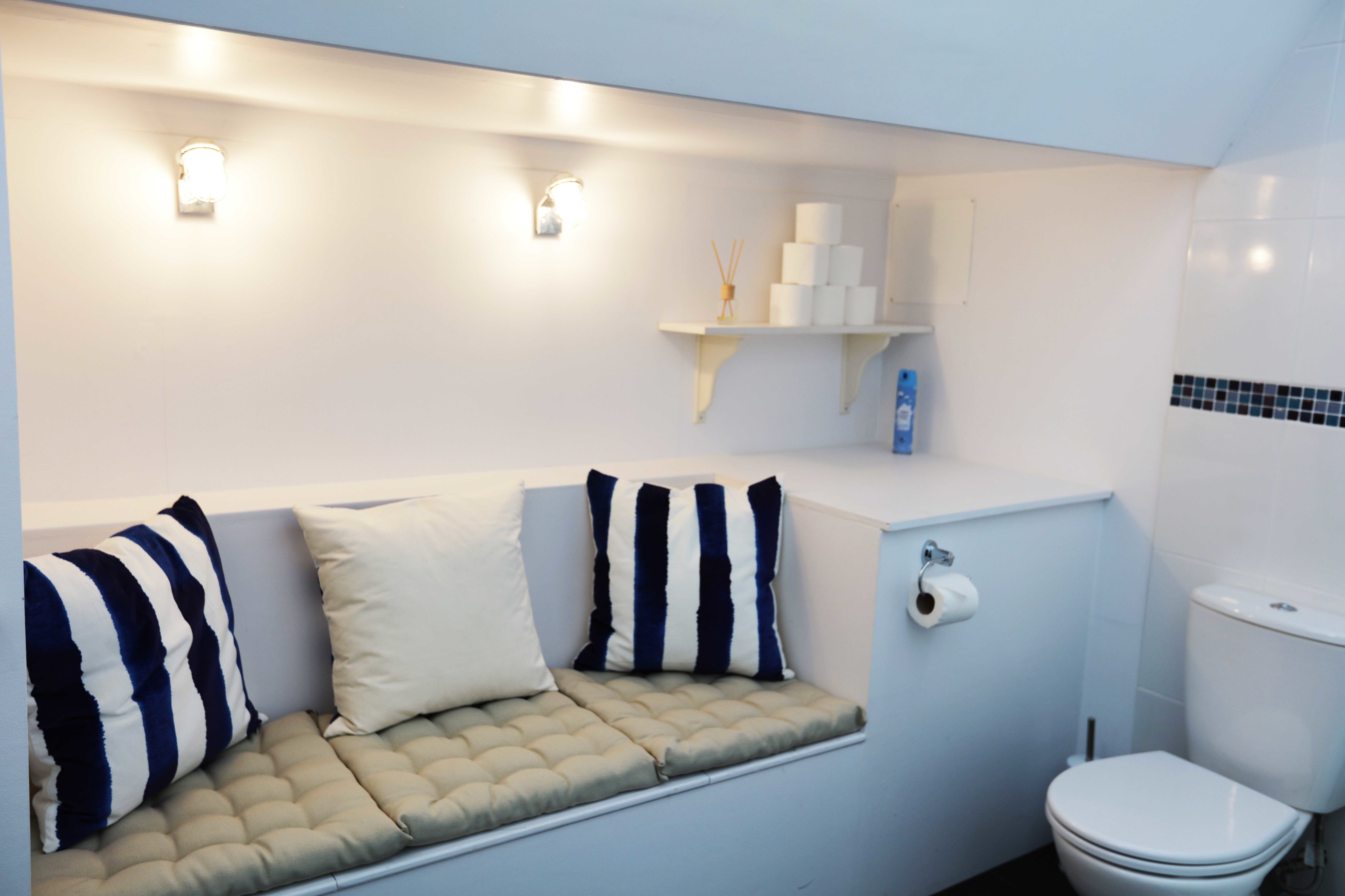 Photography Studio/ Photo Studio 11