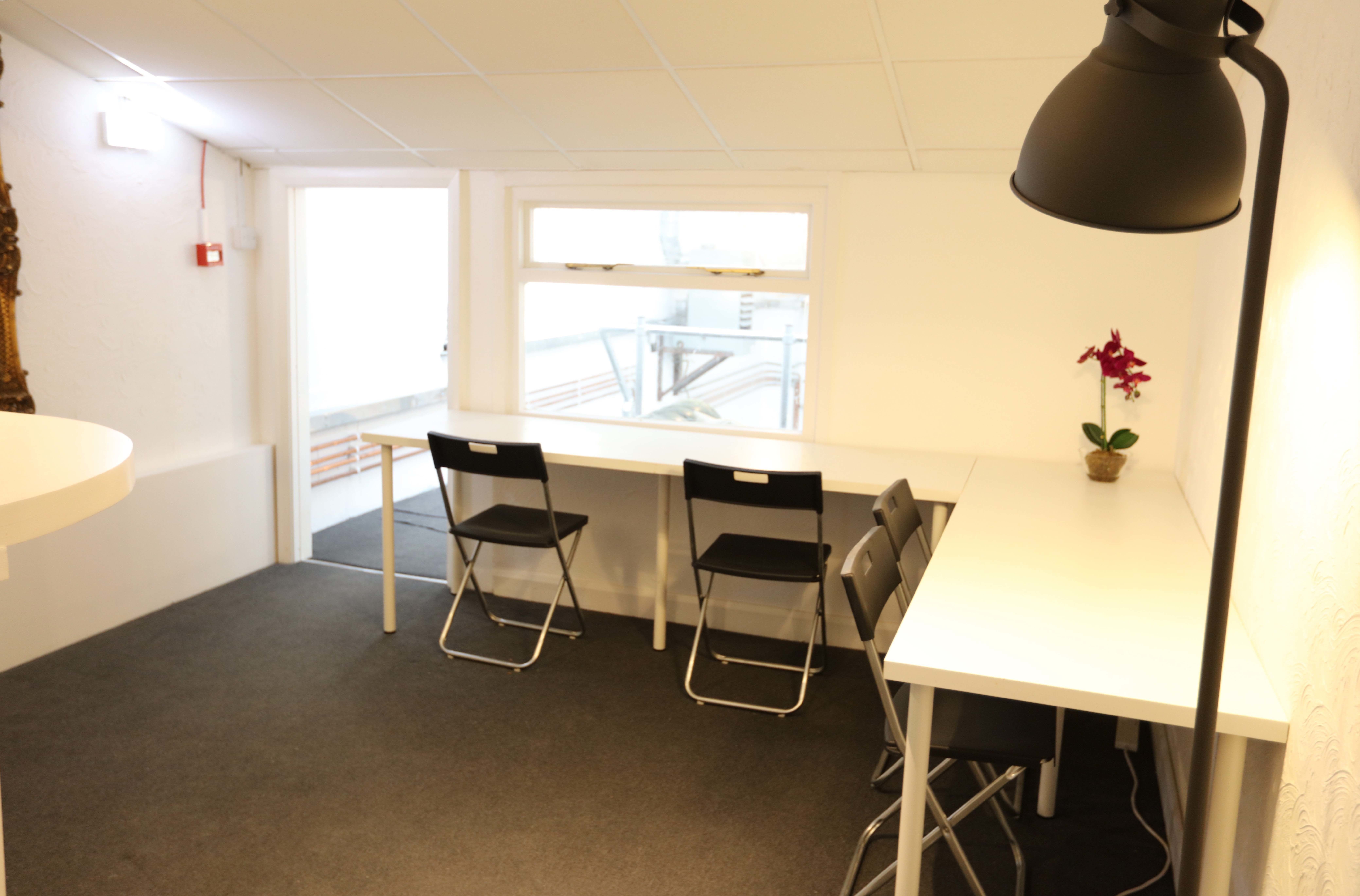 Photography Studio/ Photo Studio 16