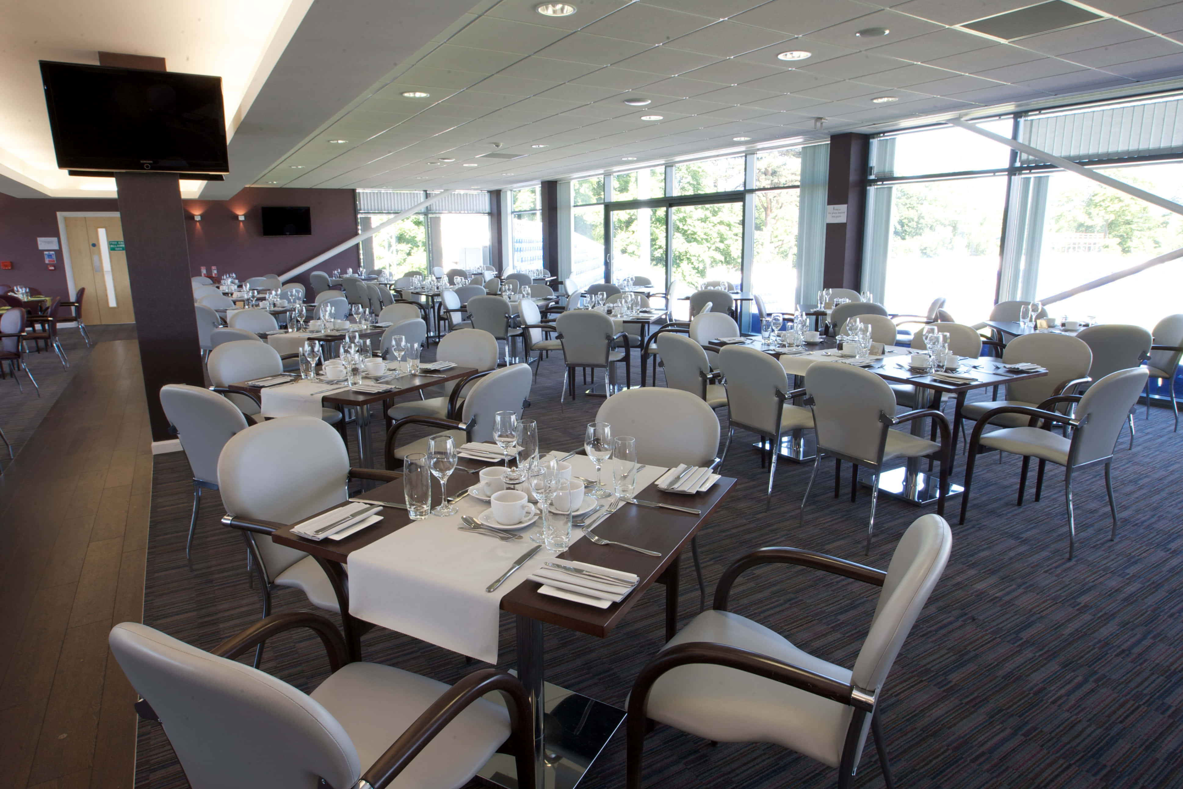 Amber Energy Lounge 2