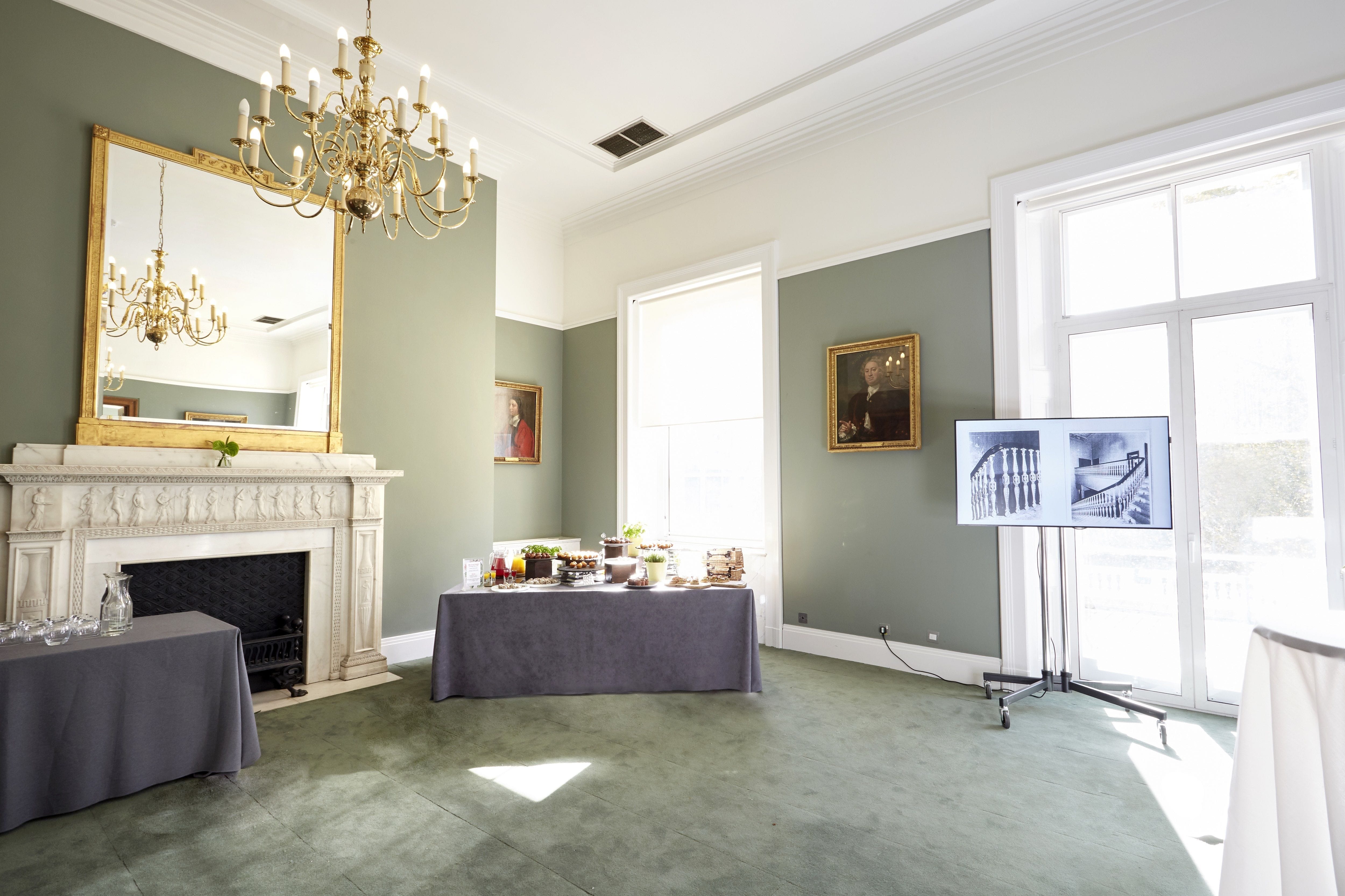 City of London rooms. 2