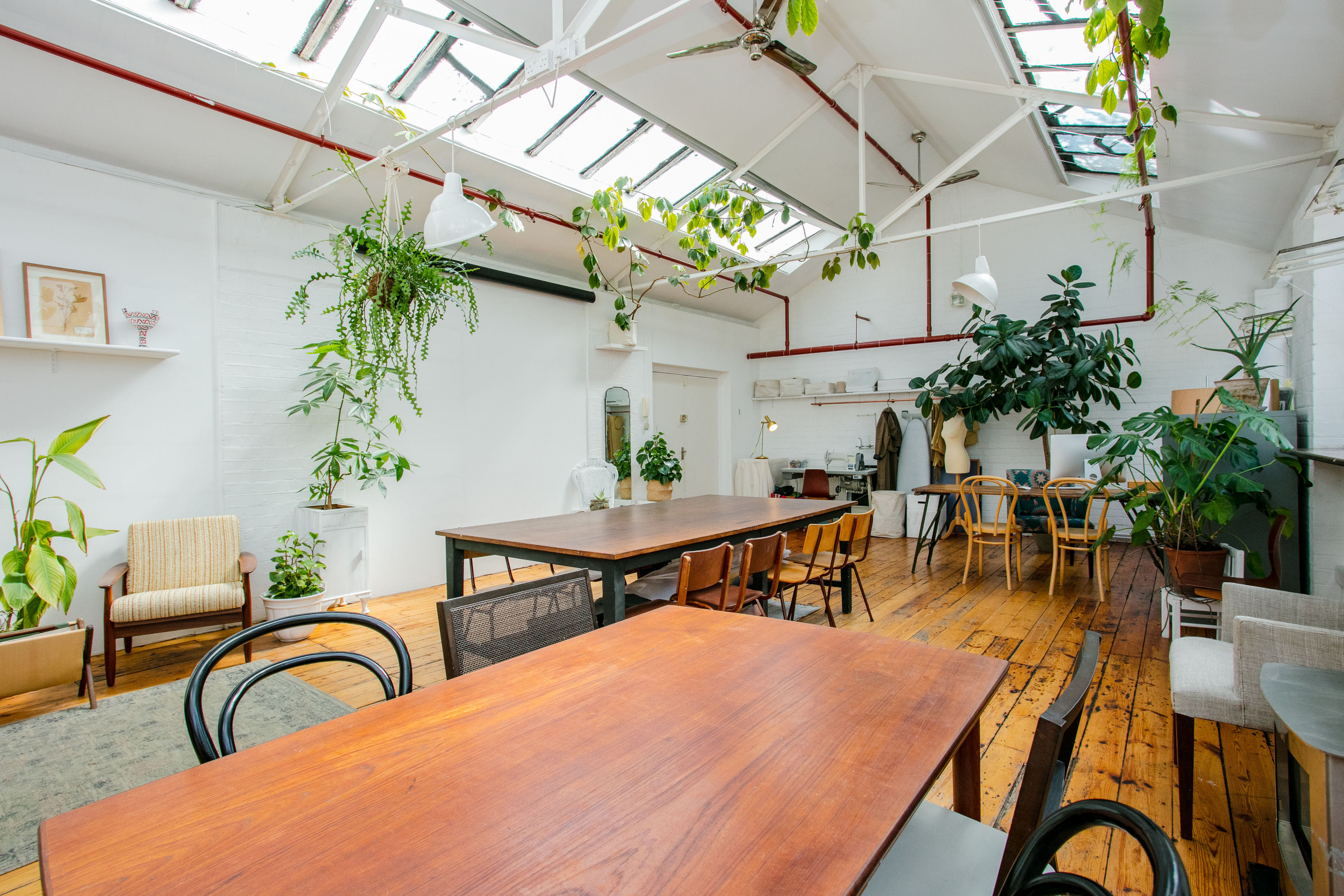 Photographic studio and studio kitchen 1