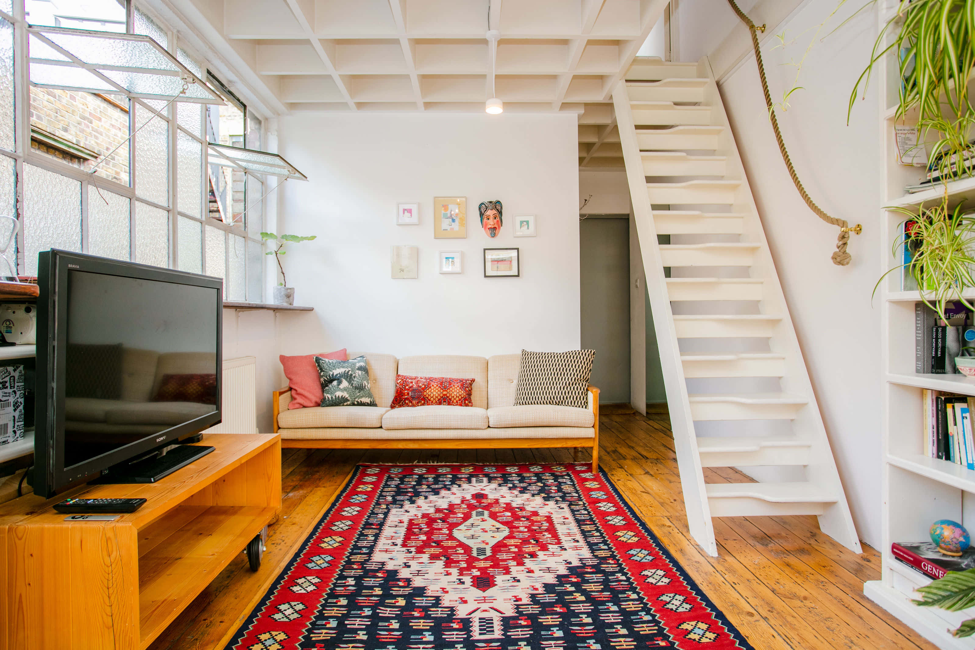 Photographic studio and studio kitchen 19