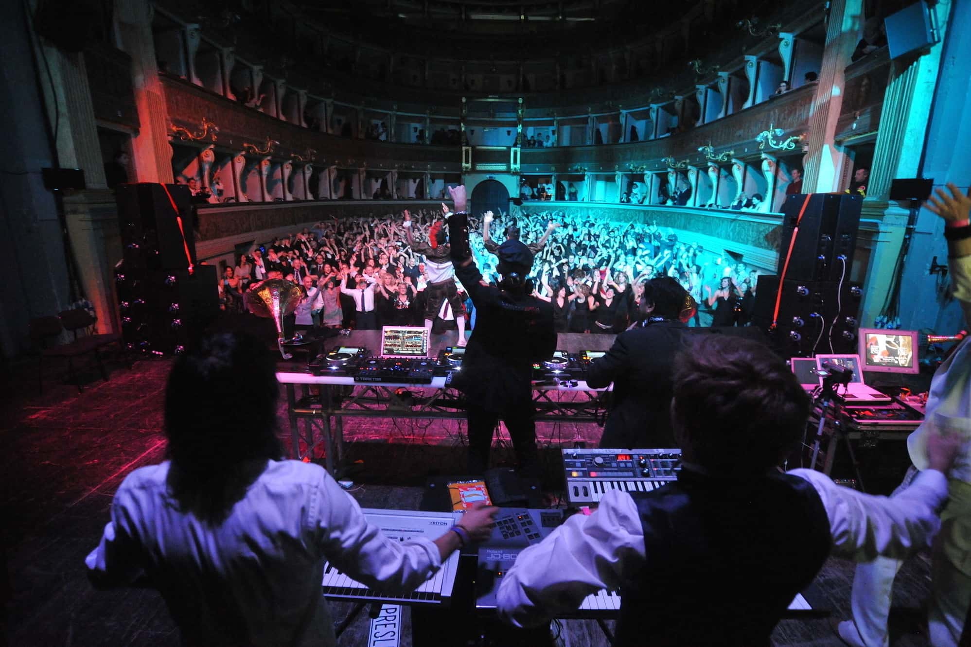 Grand Ball Of The City 3