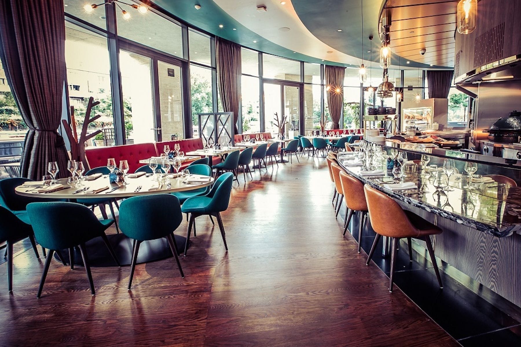 Restaurant & Private Dining Room 7