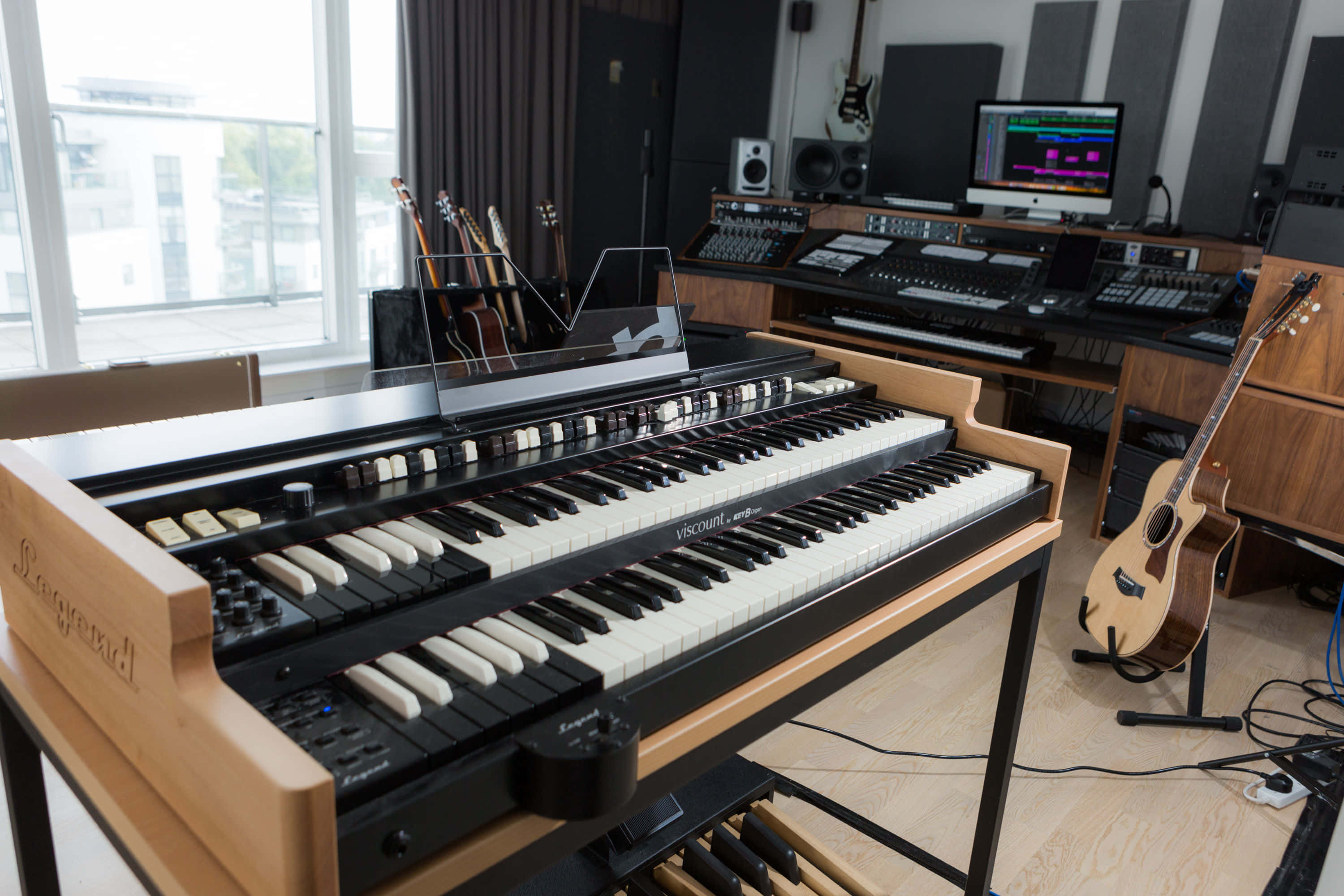 Stunning Penthouse Recording Studio in West London 2