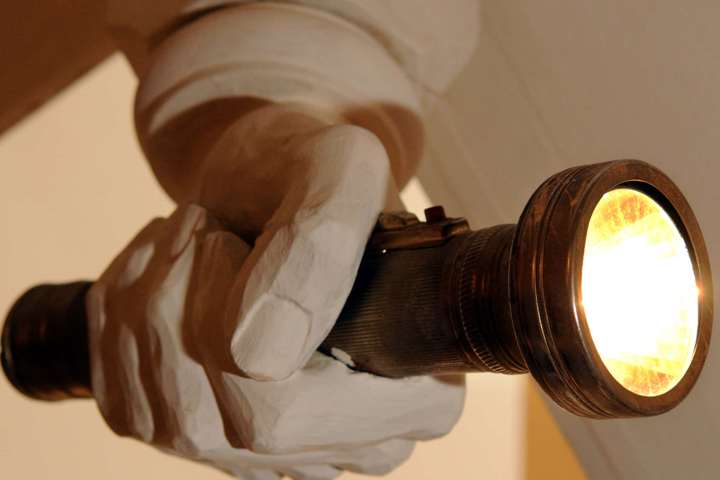 Three Adjoining Gallery Display Rooms 0