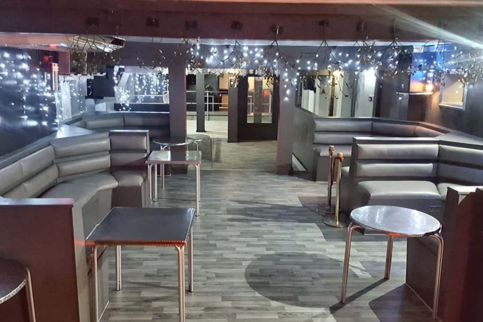 Cocktail Bar & Lounge, Dance Floor & Stage 2