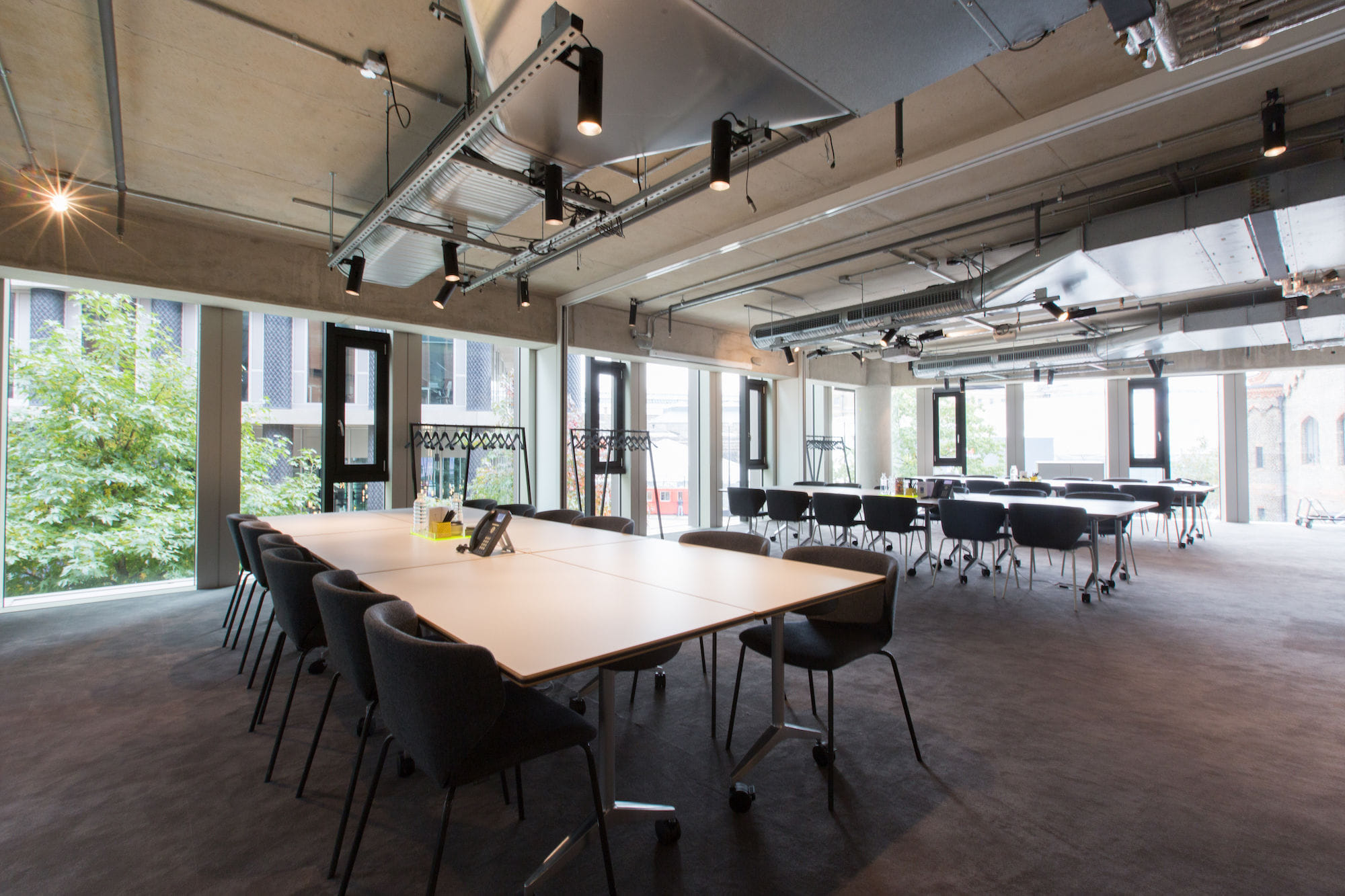 Large Meeting Room 2