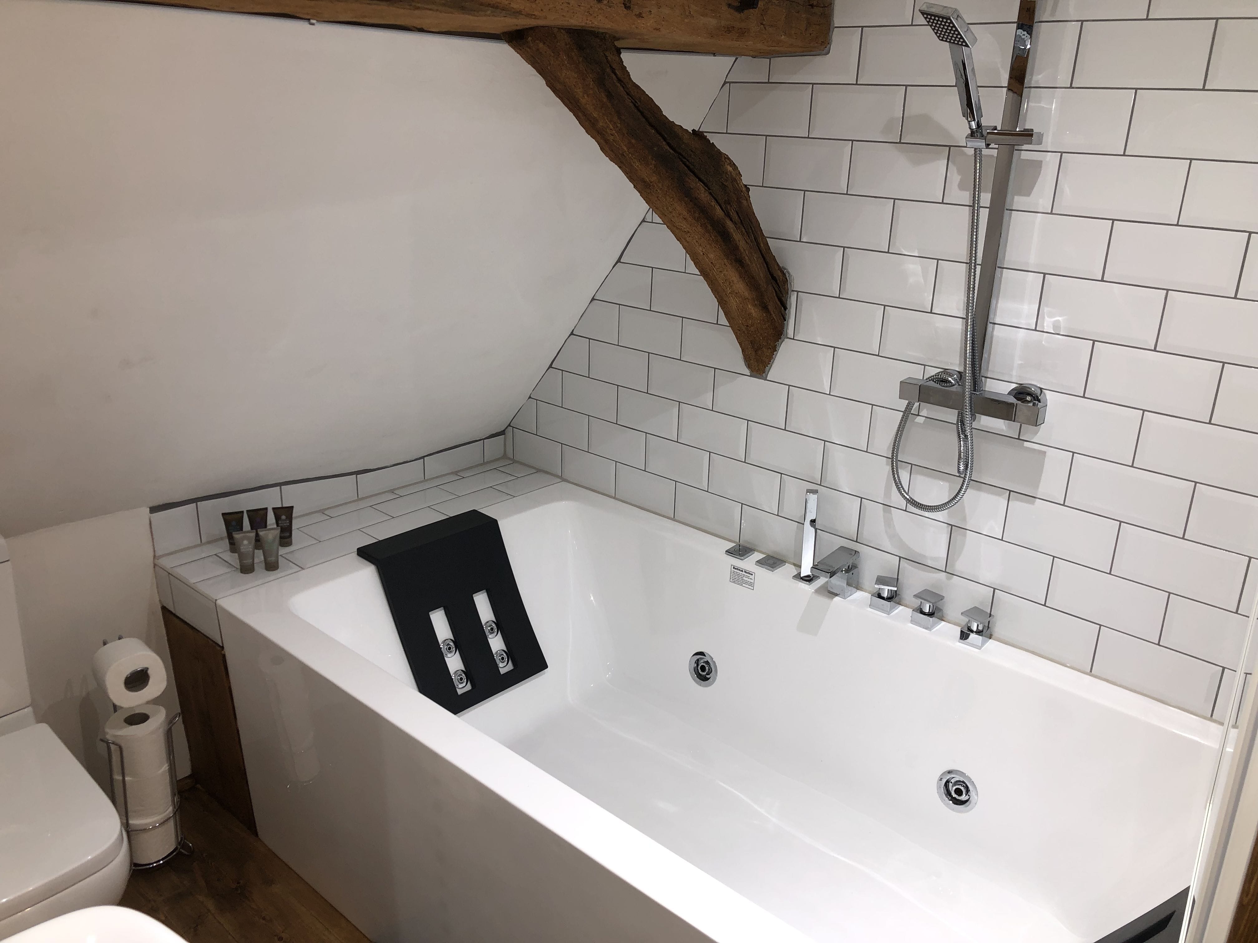 Hertfordshire Barn and Farmhouse 16