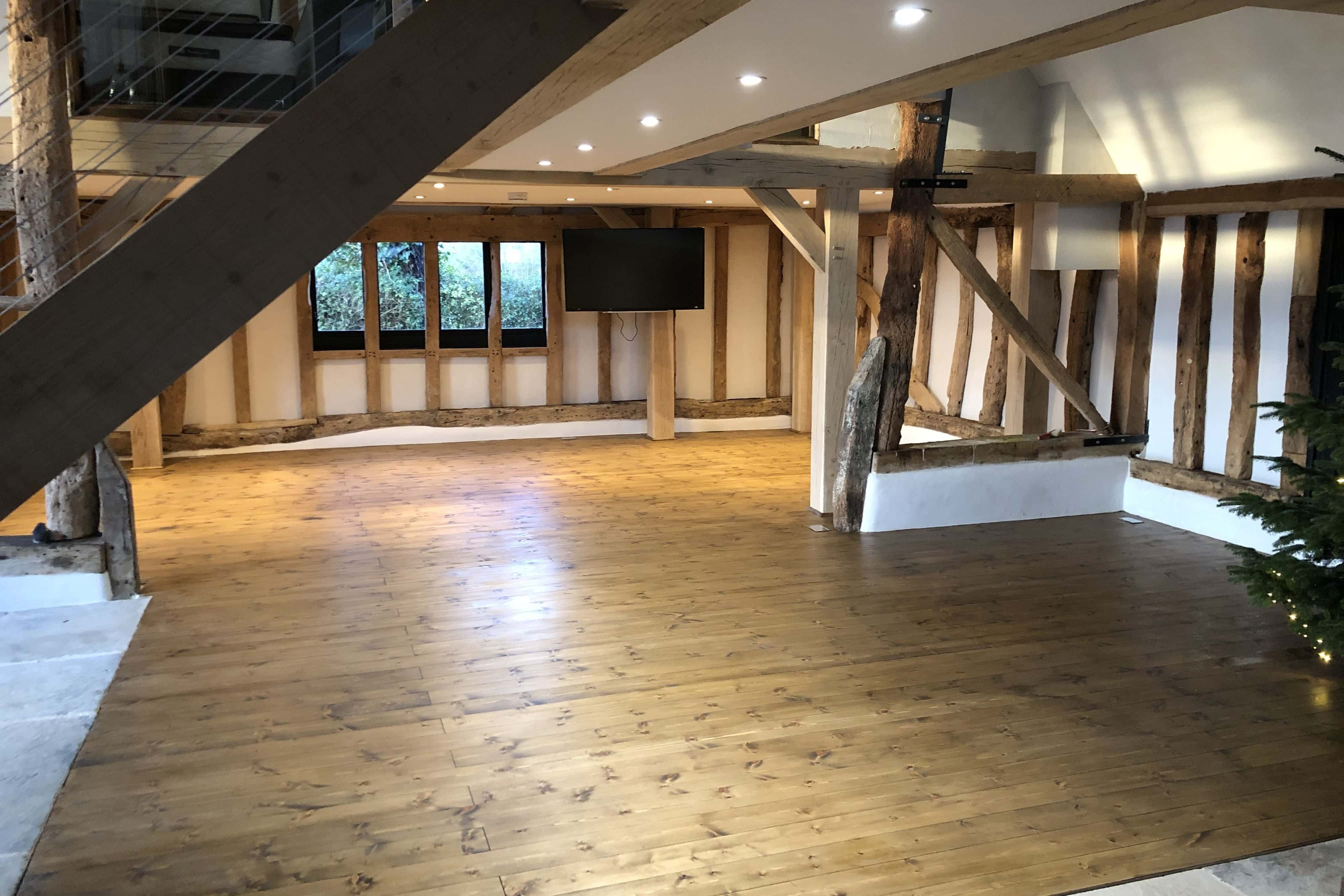 Hertfordshire Barn and Farmhouse 18