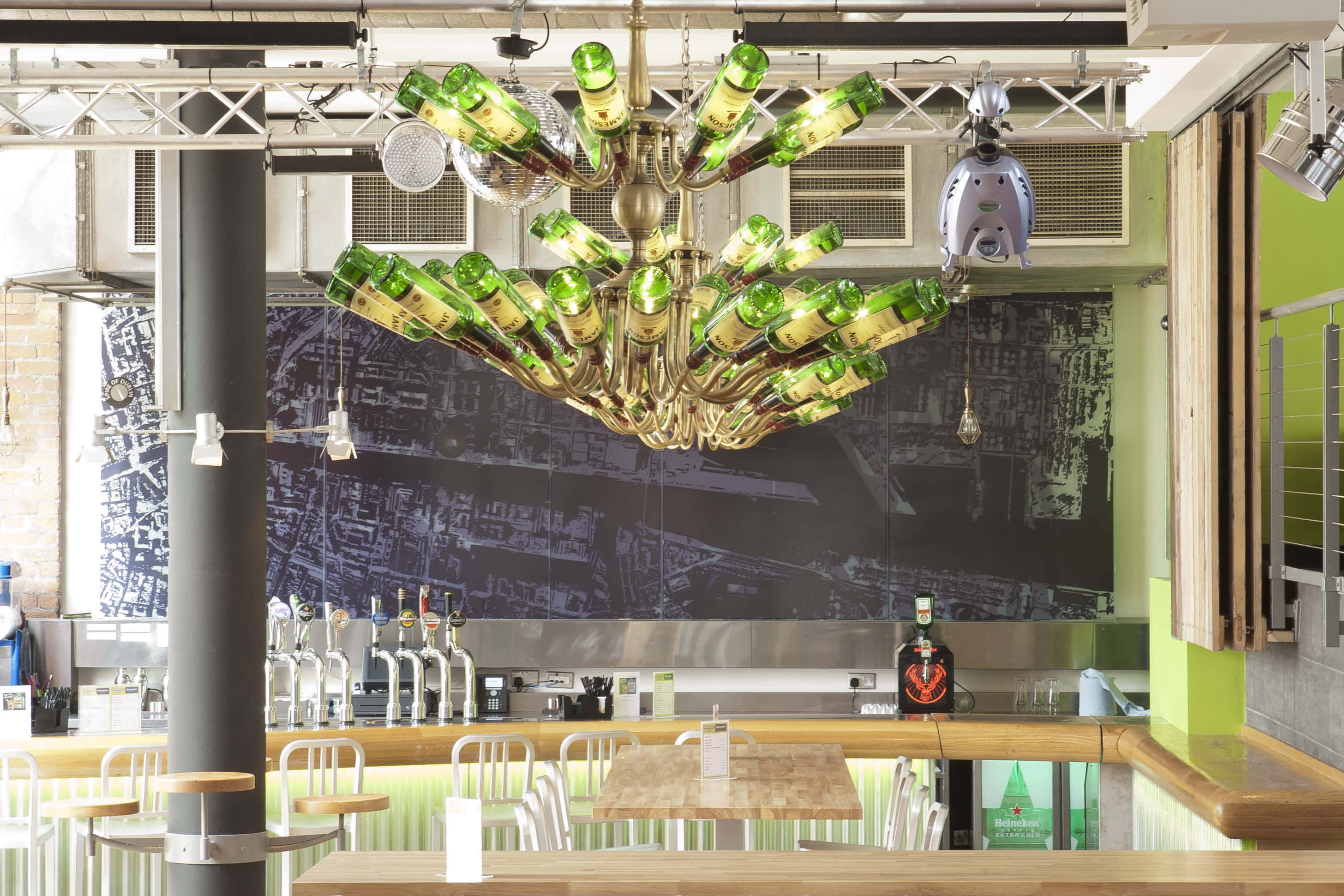 Café, Restaurant and Bar 3