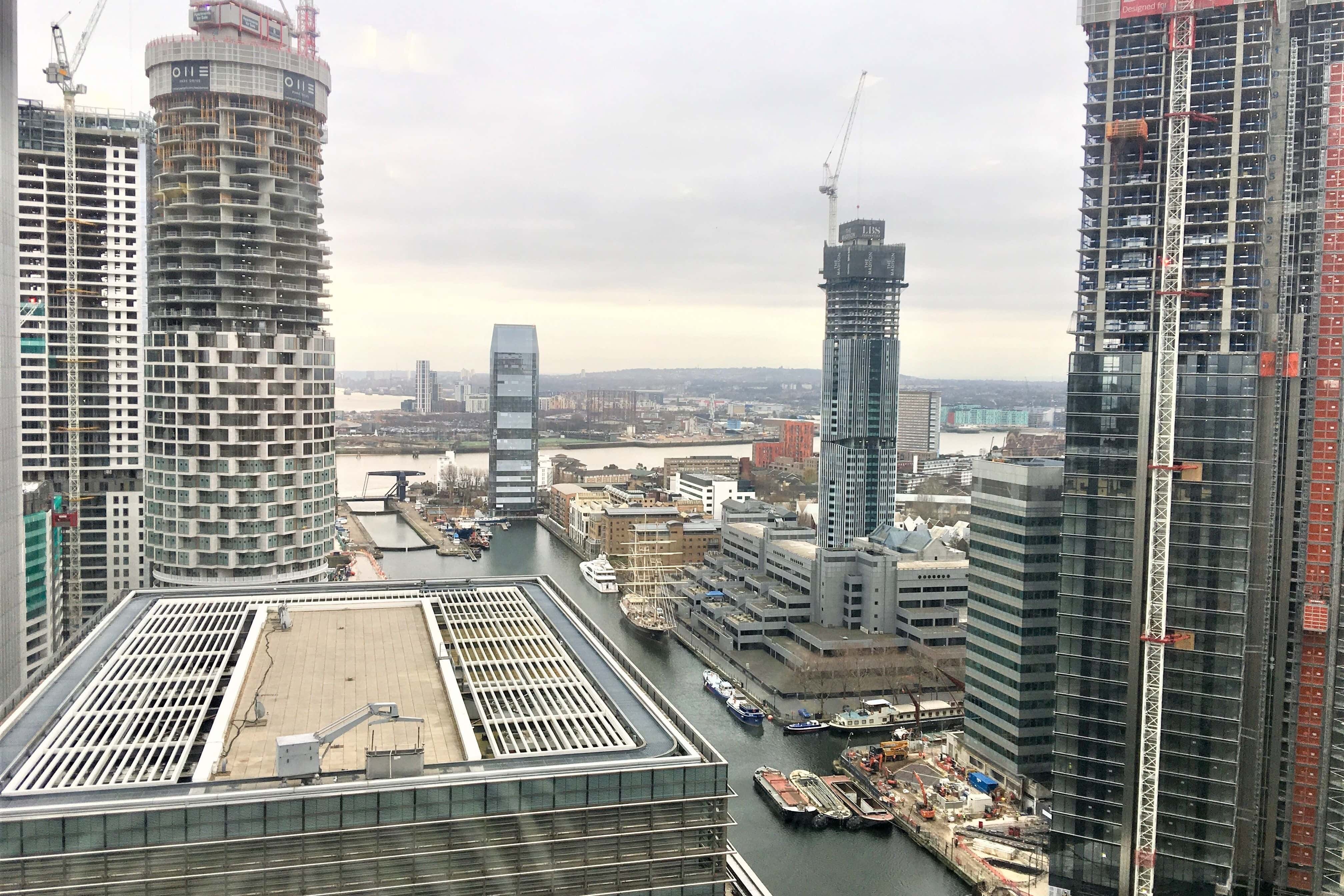 Medium-Sized Meeting Room 2