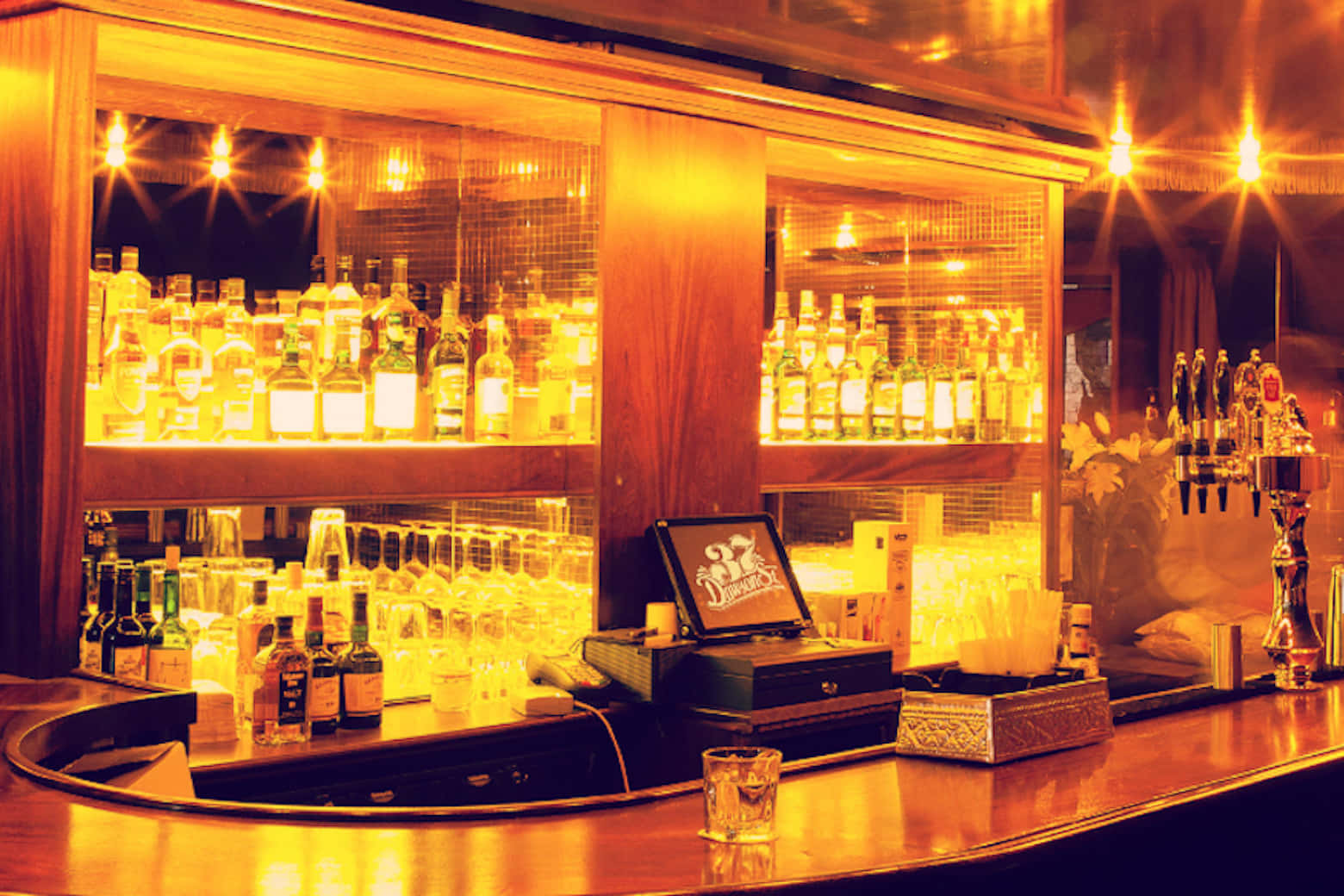 Whiskey Bar 2