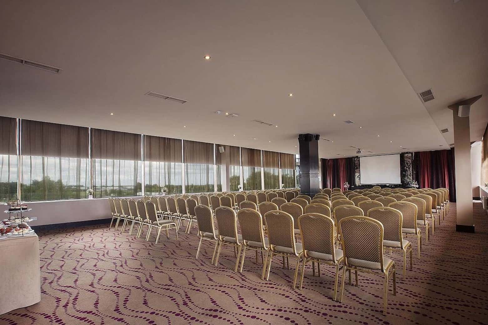 Clouds Roof Top Suite 1