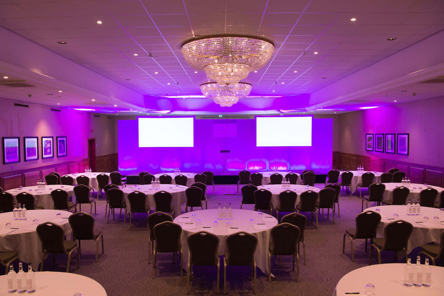 Warwick Suite 3D tour