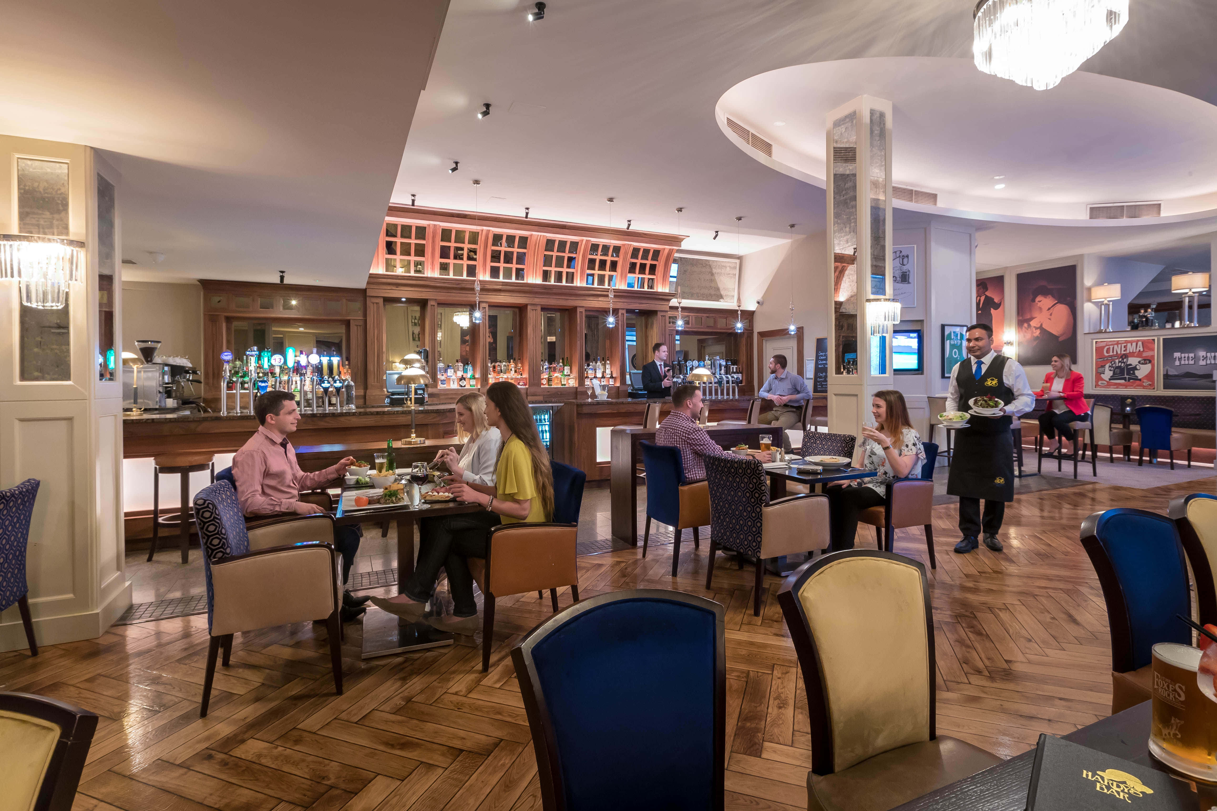 Hardy's Bar & Bistro 6