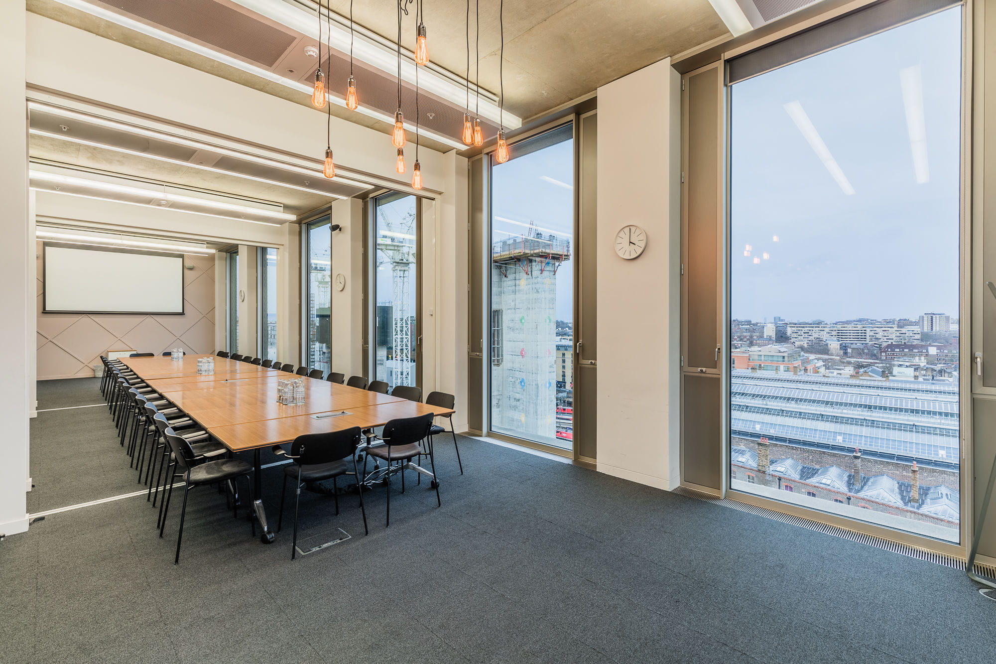 Large Meeting Room 4