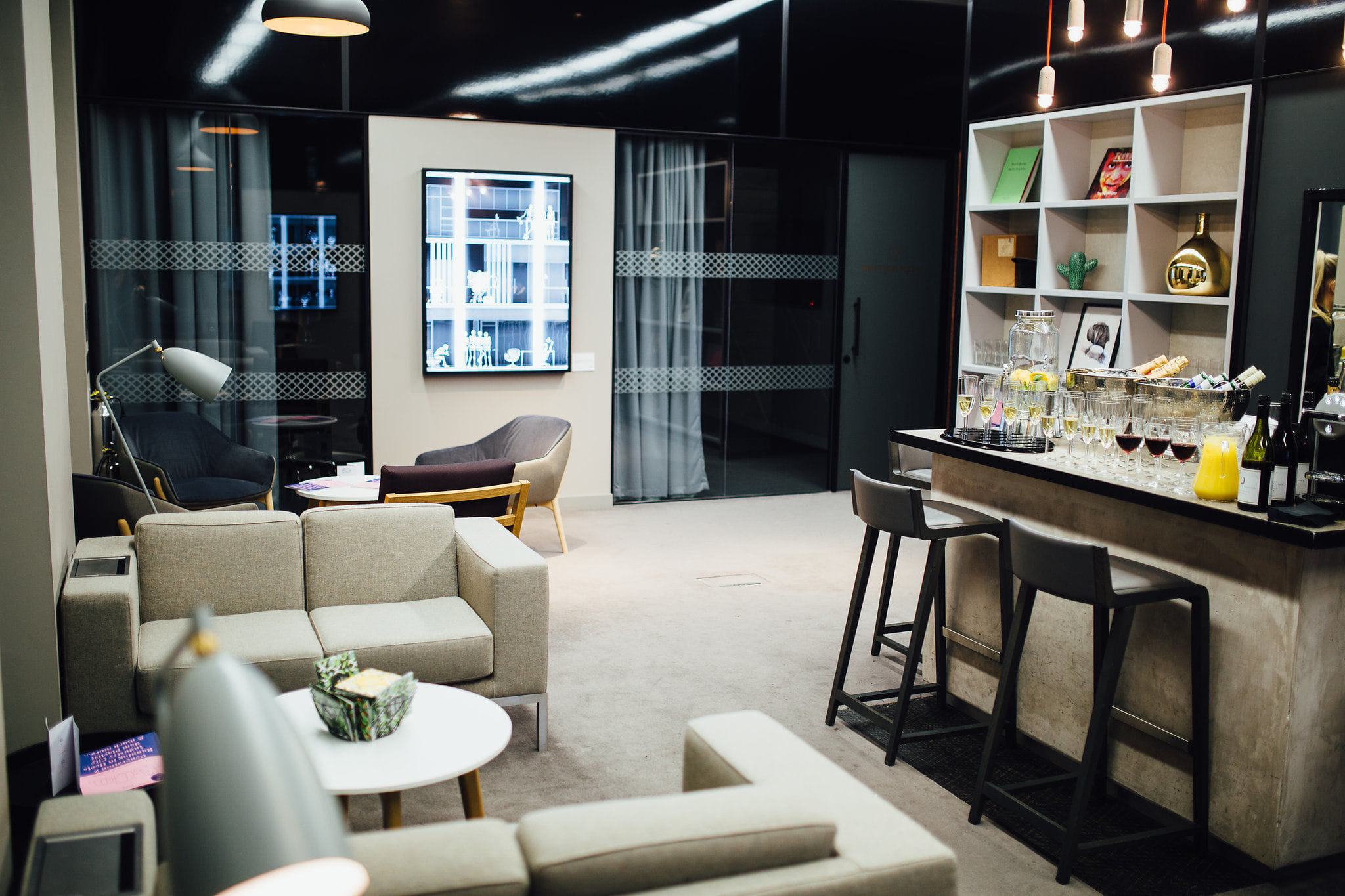 Lounge & Roof Terrace 4