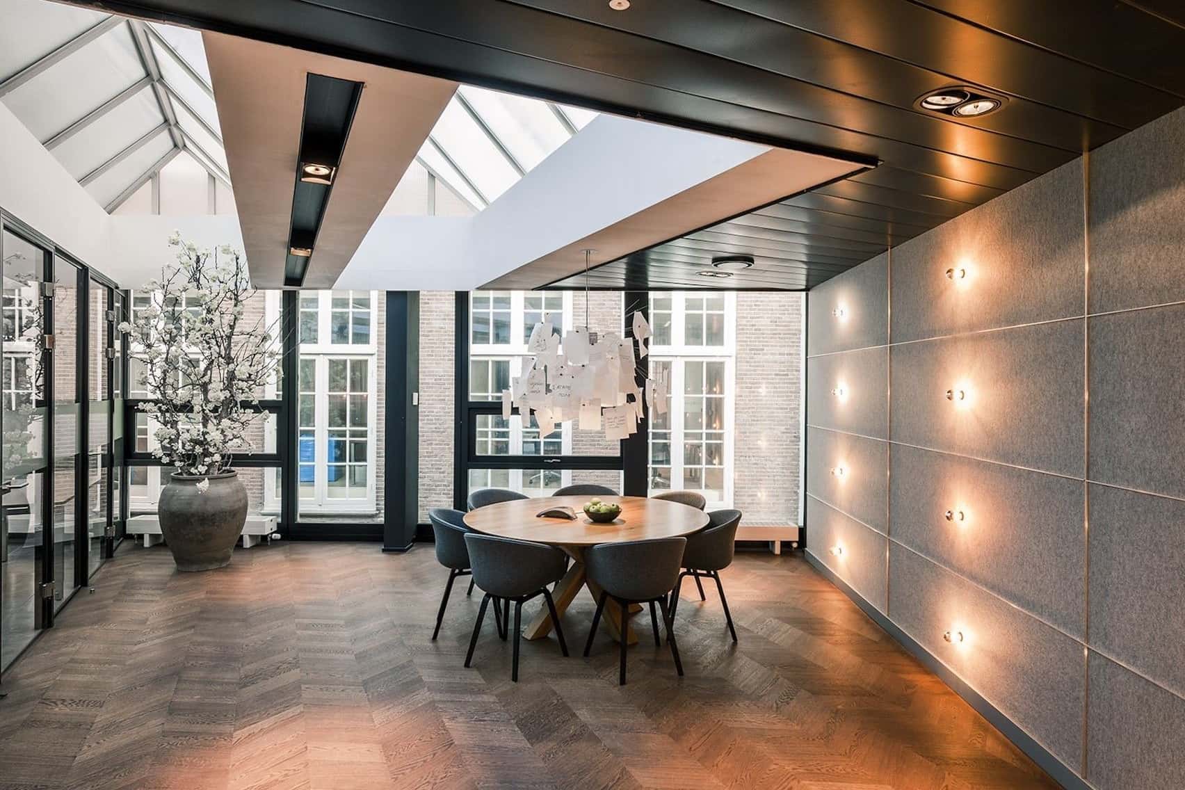 Sardinia Boardroom 0