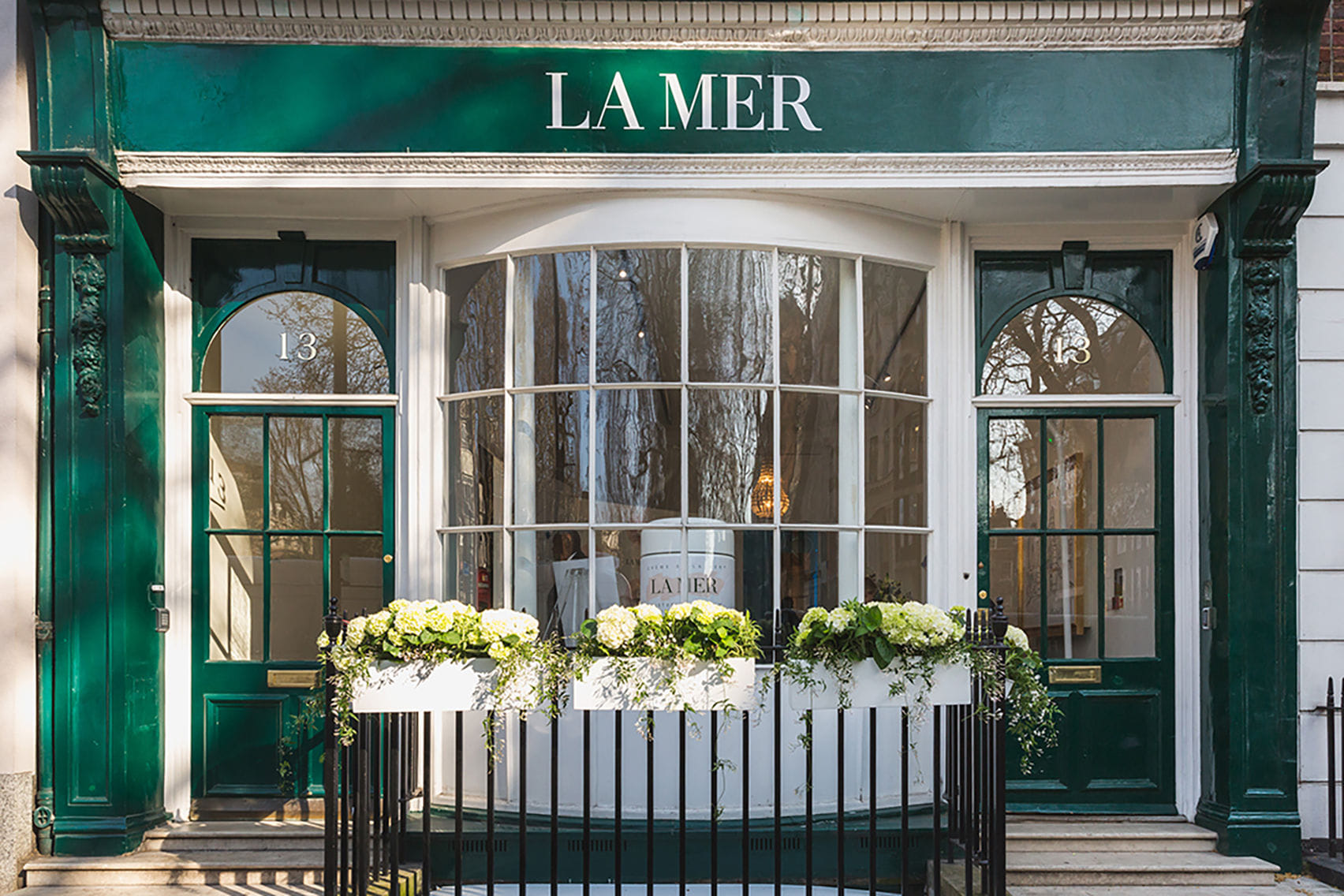 Ground Floor & Shop Front 5