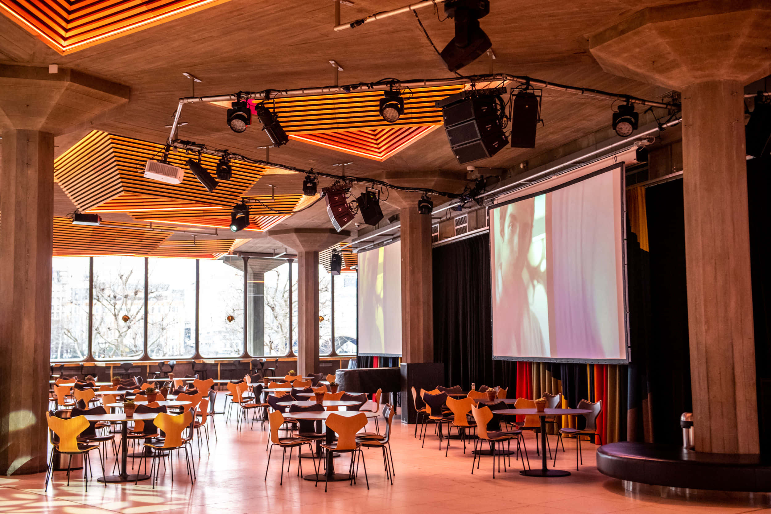 Queen Elizabeth Hall Foyer 5