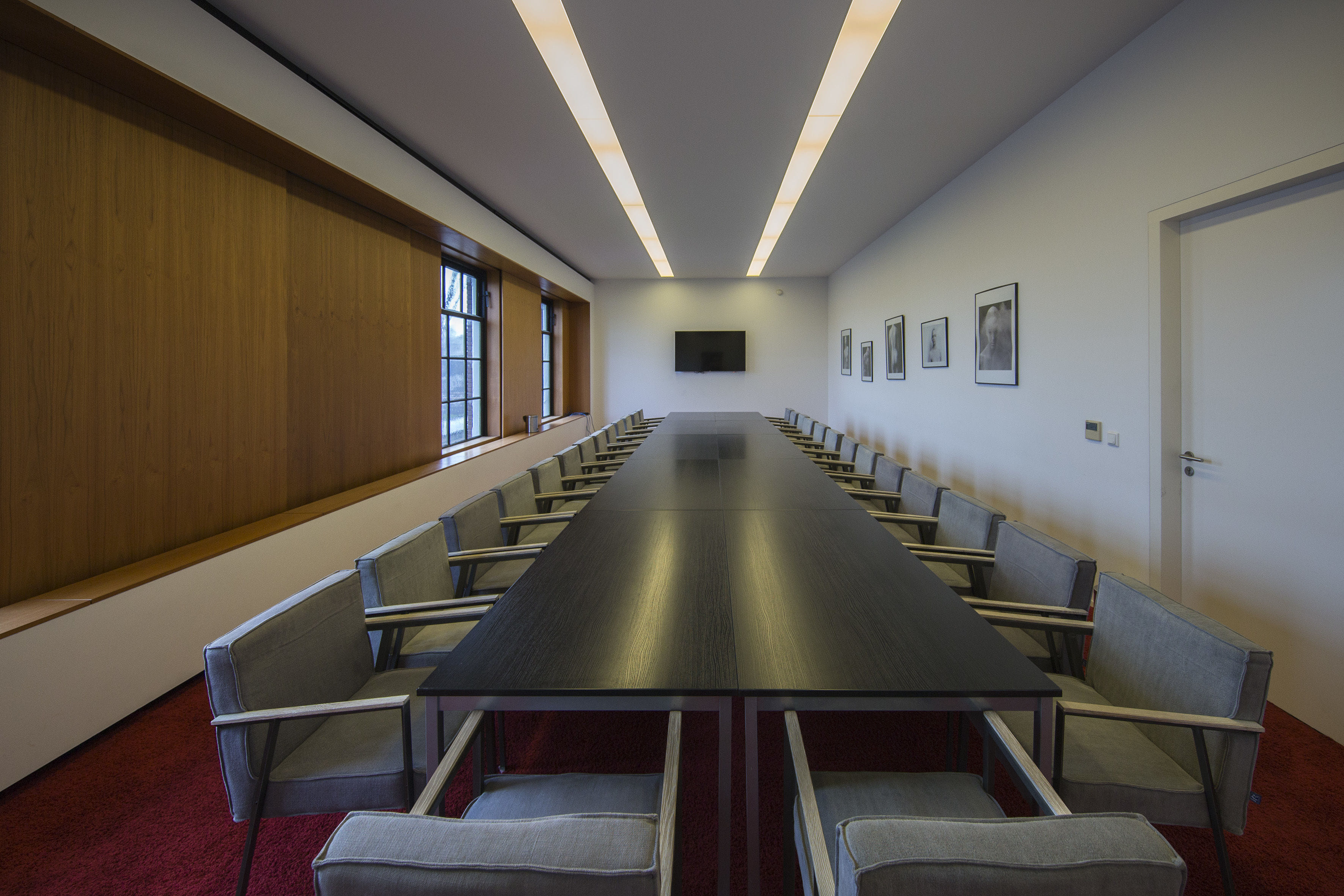 Building 43 | Meeting Area  1