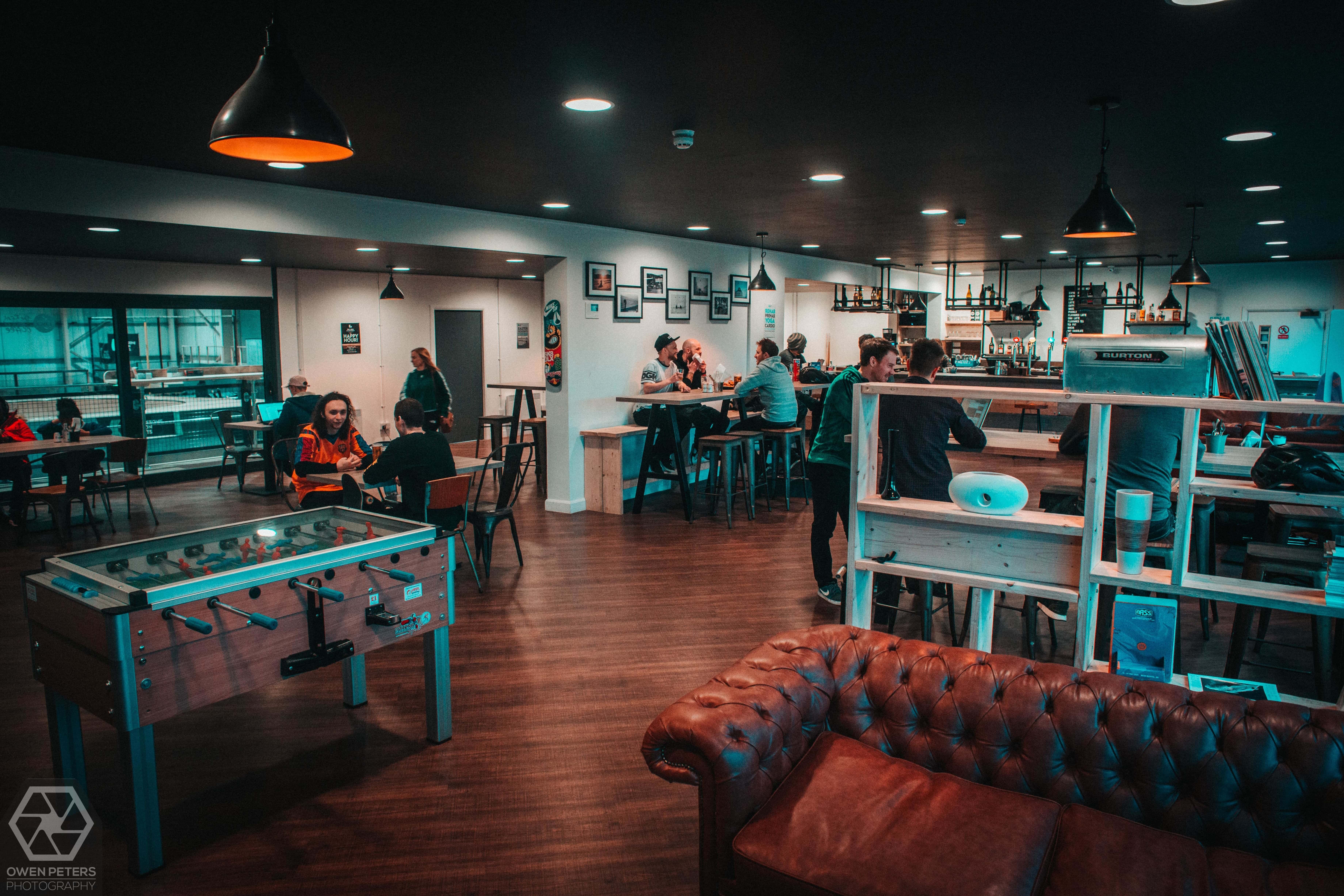 The View Bar & Restaurant 4